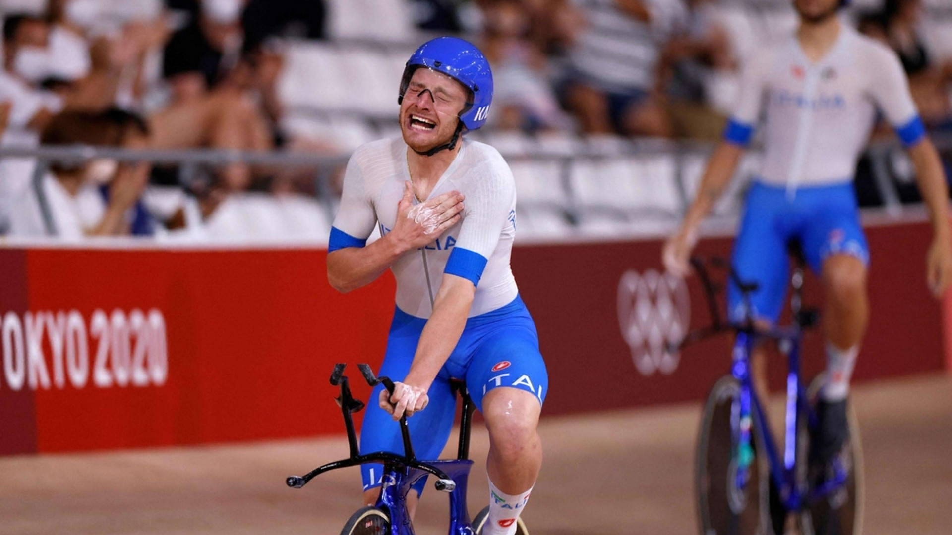Immagine di Sesto oro italiano: è nel ciclismo su pista, record del mondo