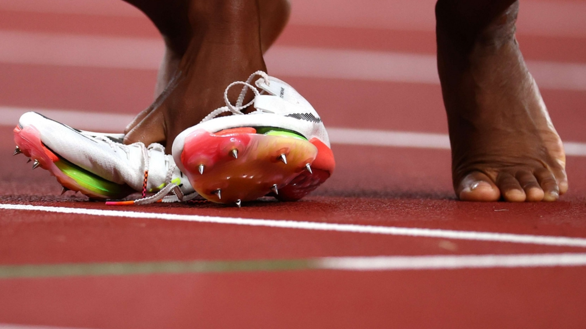 Immagine di Pista magica e super scarpe: il doping tecnologico a tutta velocità