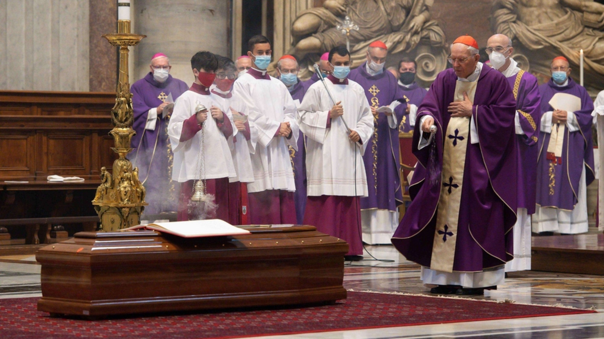 Immagine di Il cardinale Re: Martinez Somalo fu sempre in unione con i Papi