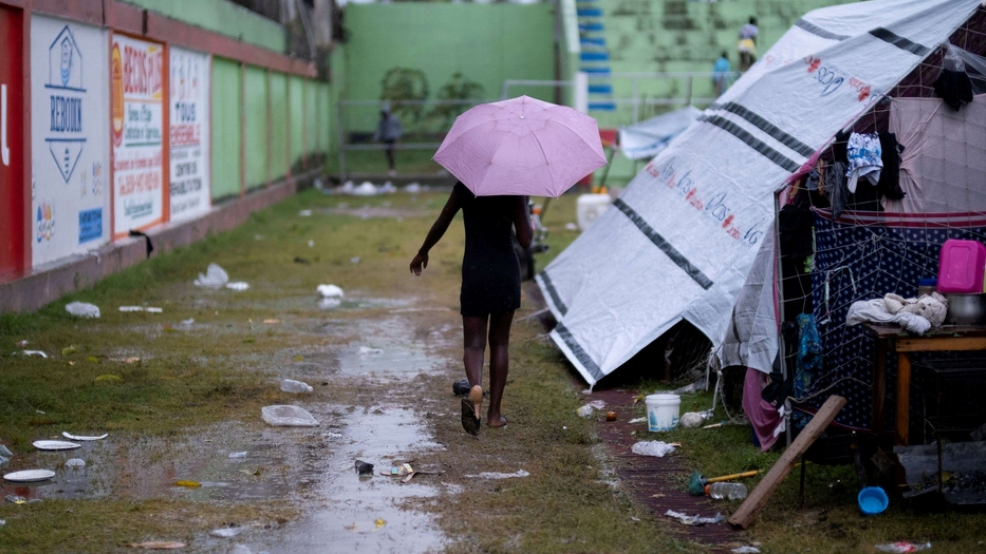 Immagine di Haiti, tempesta sulle macerie: i colpiti isolati dalle alluvioni