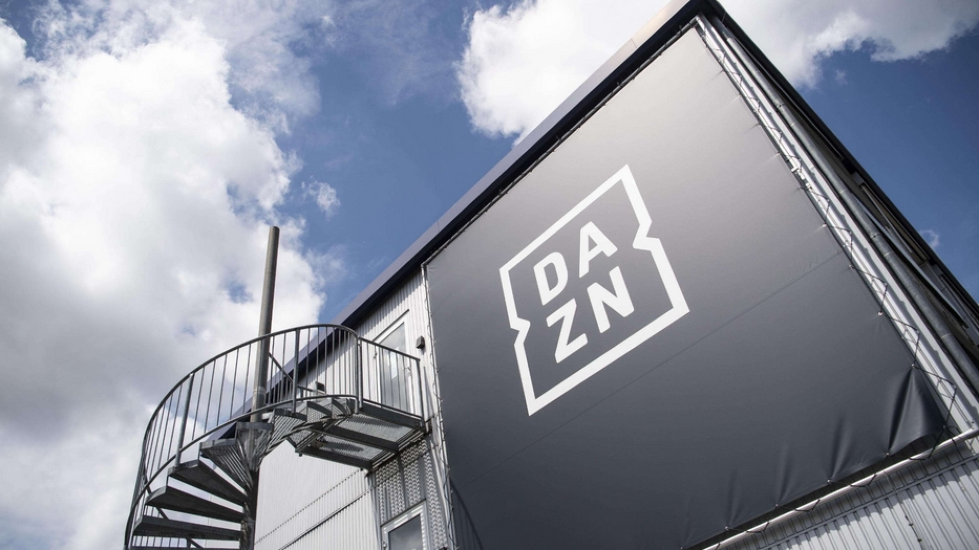 Immagine di Dazn, tifosi finiti nella Rete. Meglio la radio