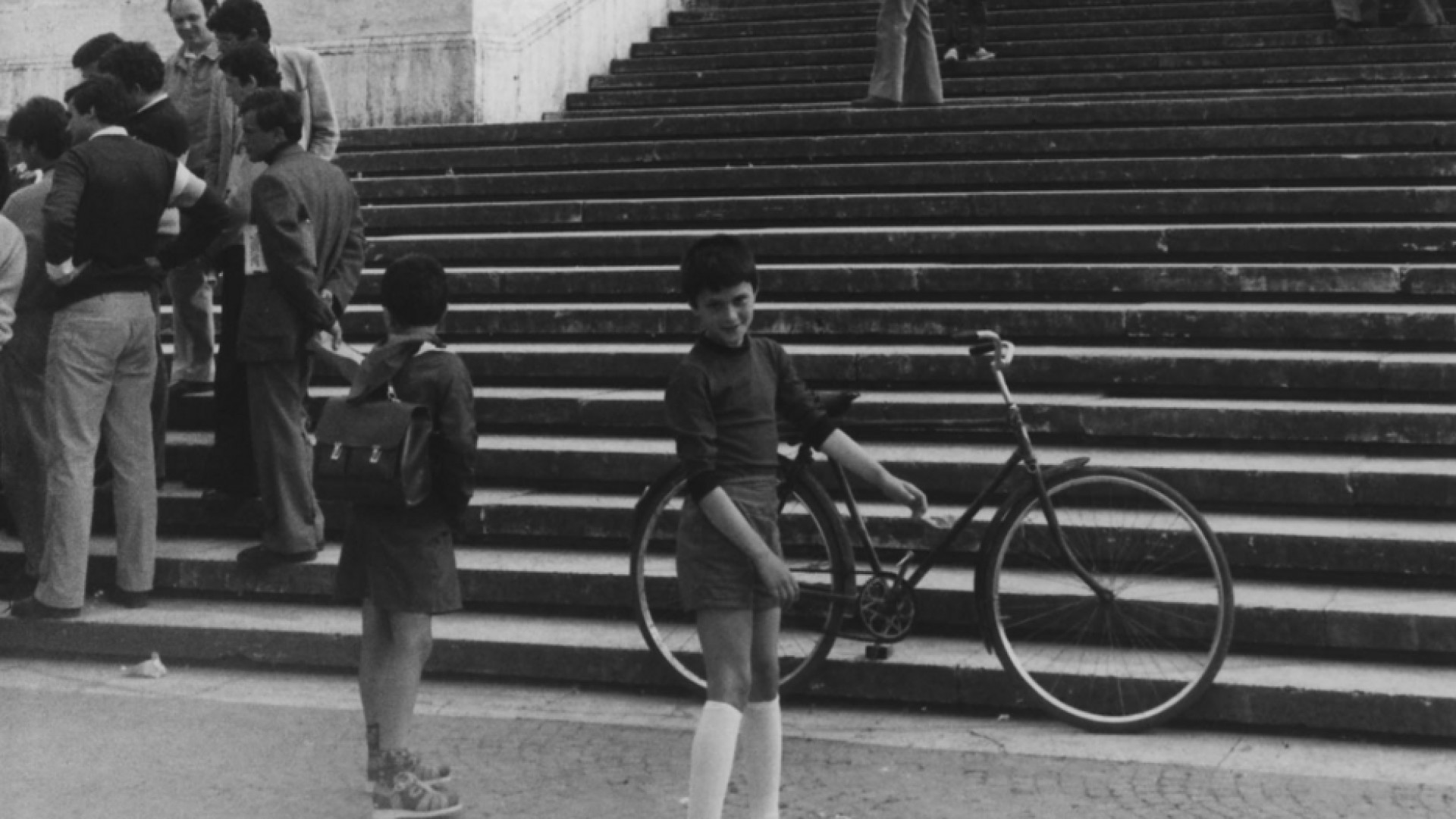Immagine di Albania: «Silenzio, tuo fratello ti ascolta»