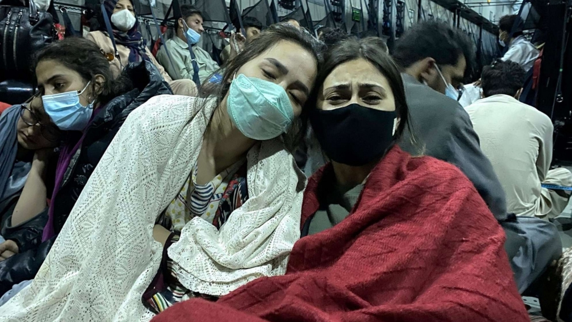 Immagine di La fotografa fuggita a Parigi: «L'Afghanistan non c'è più»
