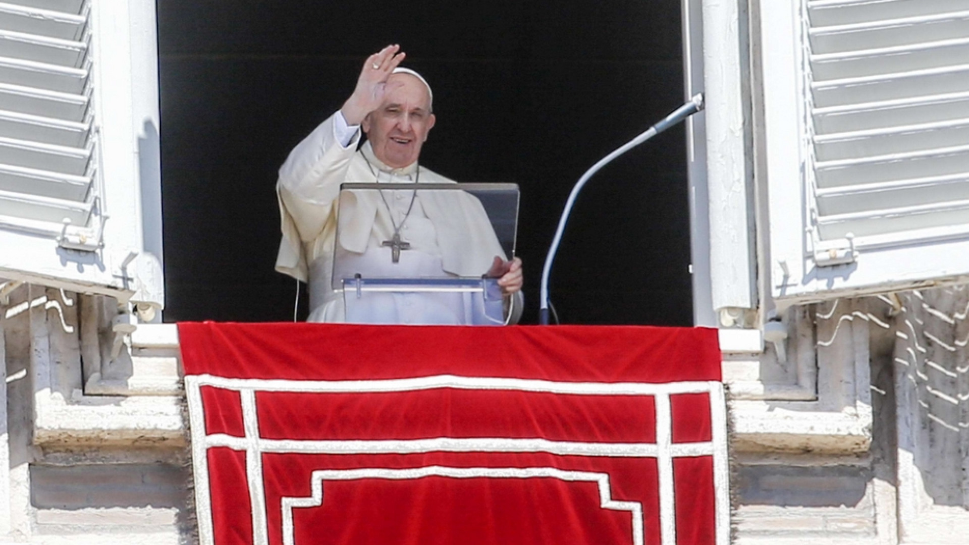 Immagine di Forte appello del Papa: preghiera e digiuno