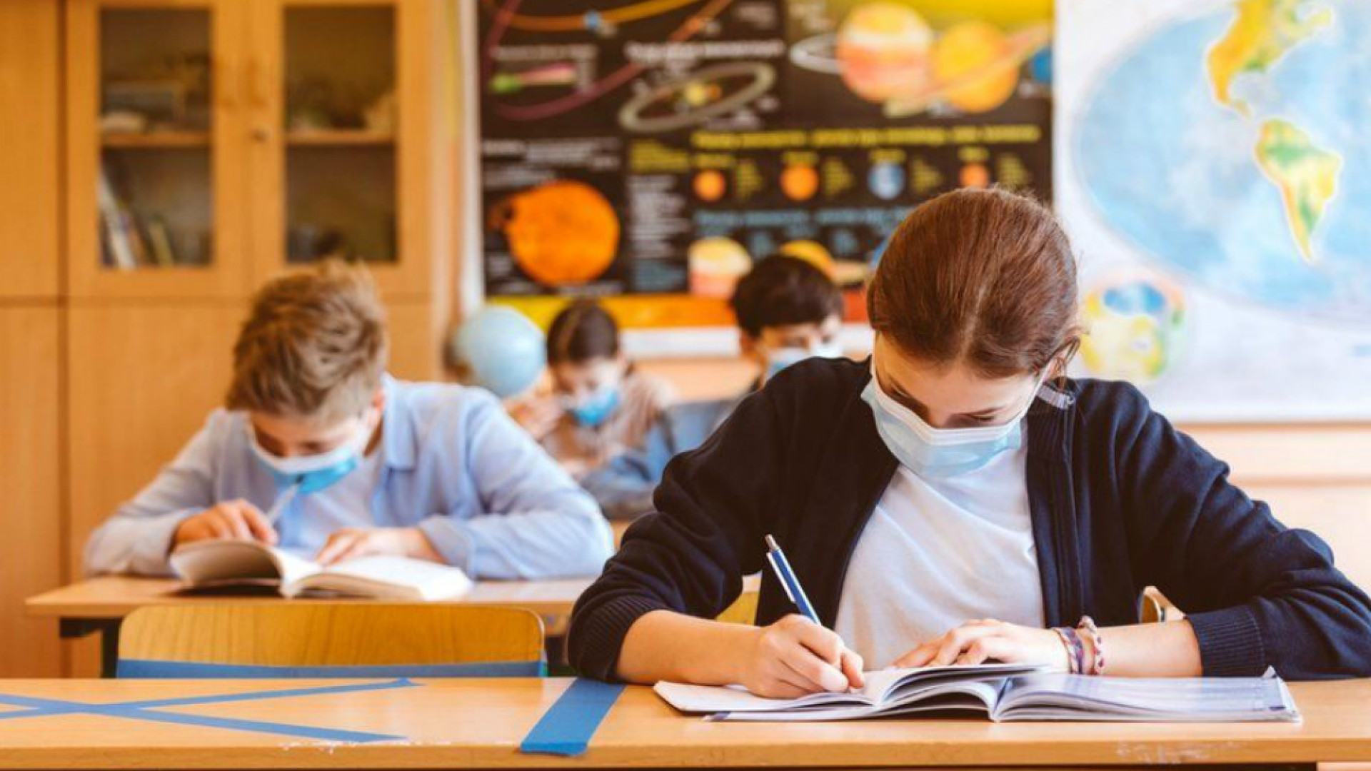 Immagine di Tutti in classe con le nuove regole