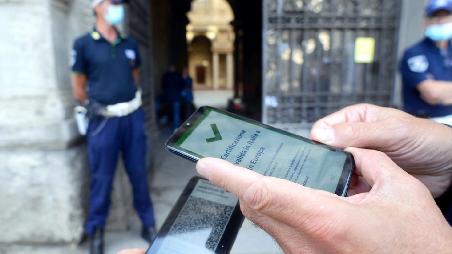 Immagine di Il Green pass dà una spinta ai vaccini: aumentate le prenotazioni