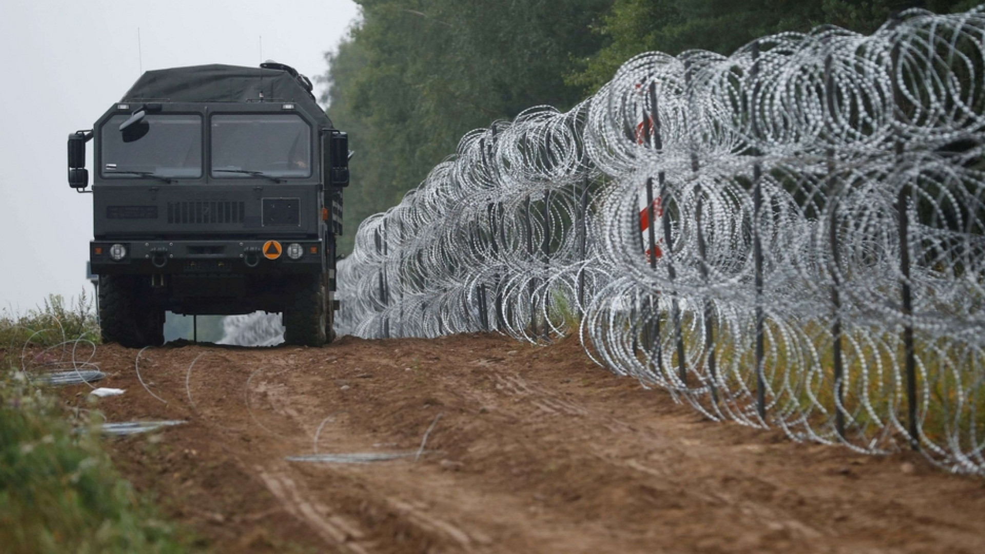 Immagine di Tre profughi morti per freddo al confine tra Polonia e Bielorussia