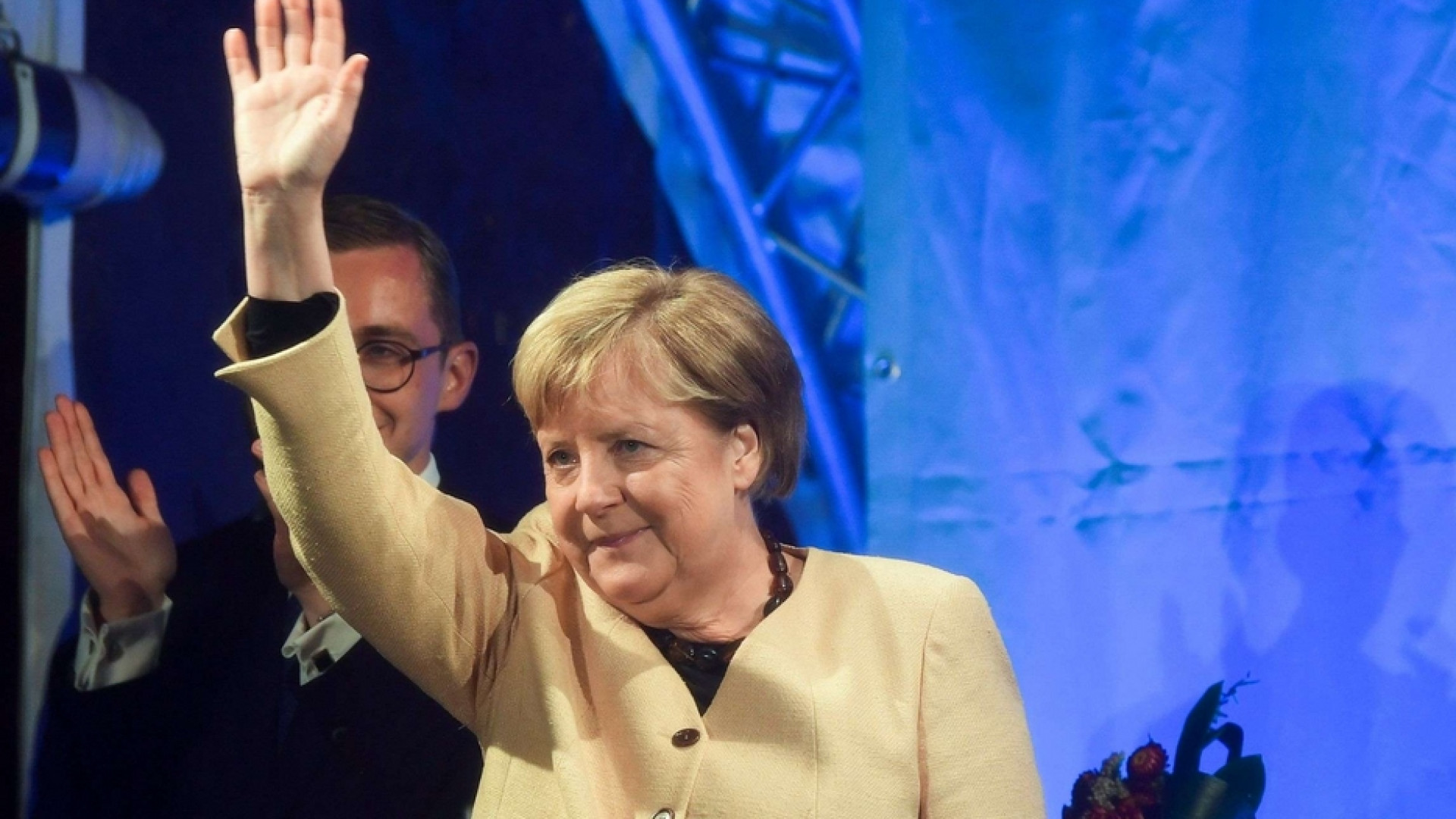 Immagine di L'addio di Angela Merkel, la cancelliera venuta dal freddo