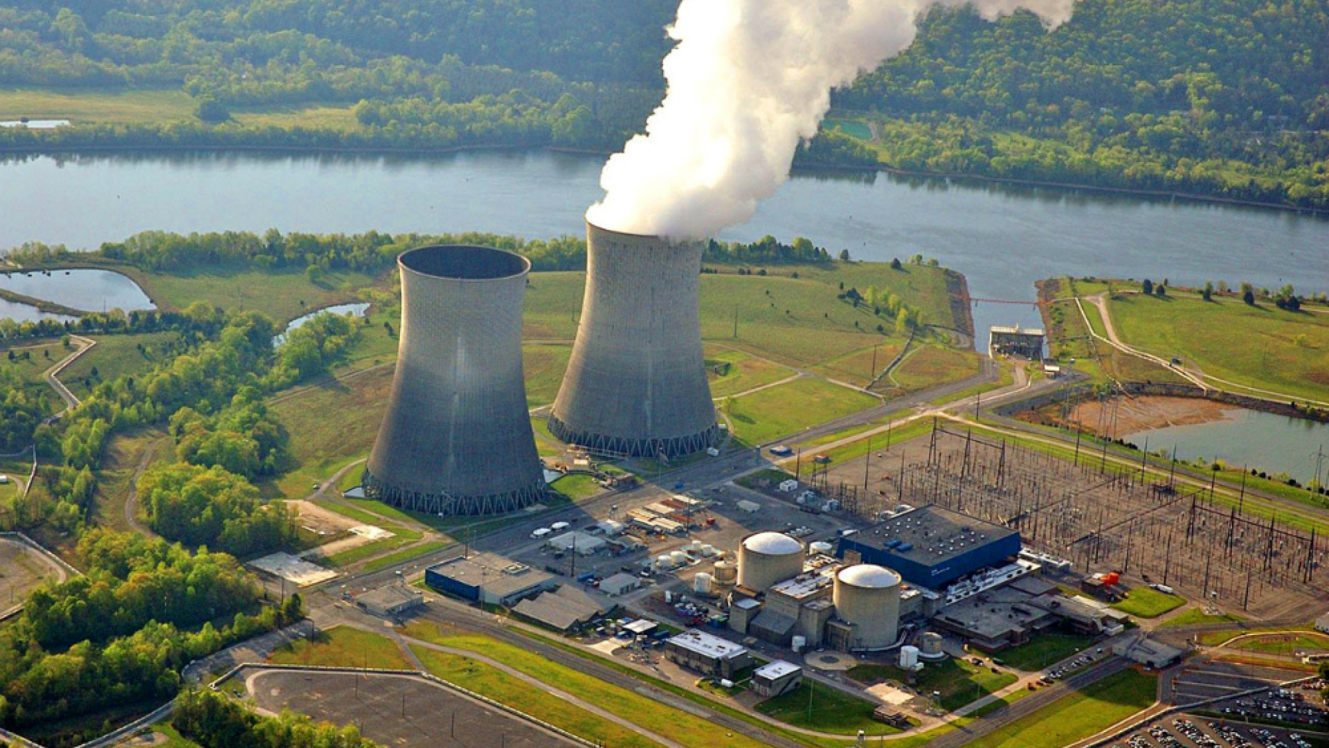 Immagine di Nucleare, Alberto Stabilini: «Ecco perchè conviene ed è sicuro. Guardate la Svizzera»