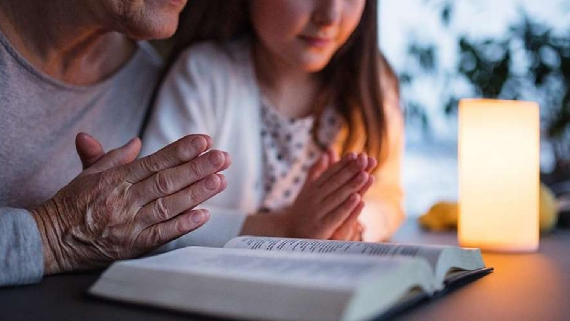 Immagine di Sei nonni su 10 affiancano i figli nella trasmissione della fede ai nipoti