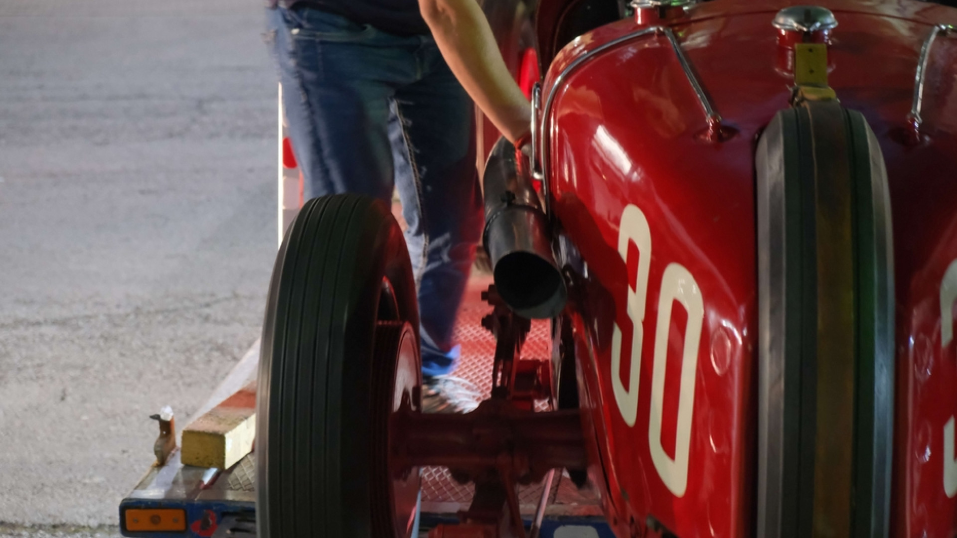 Immagine di Auto e Moto d'Epoca, a Padova la passione tra storia e futuro