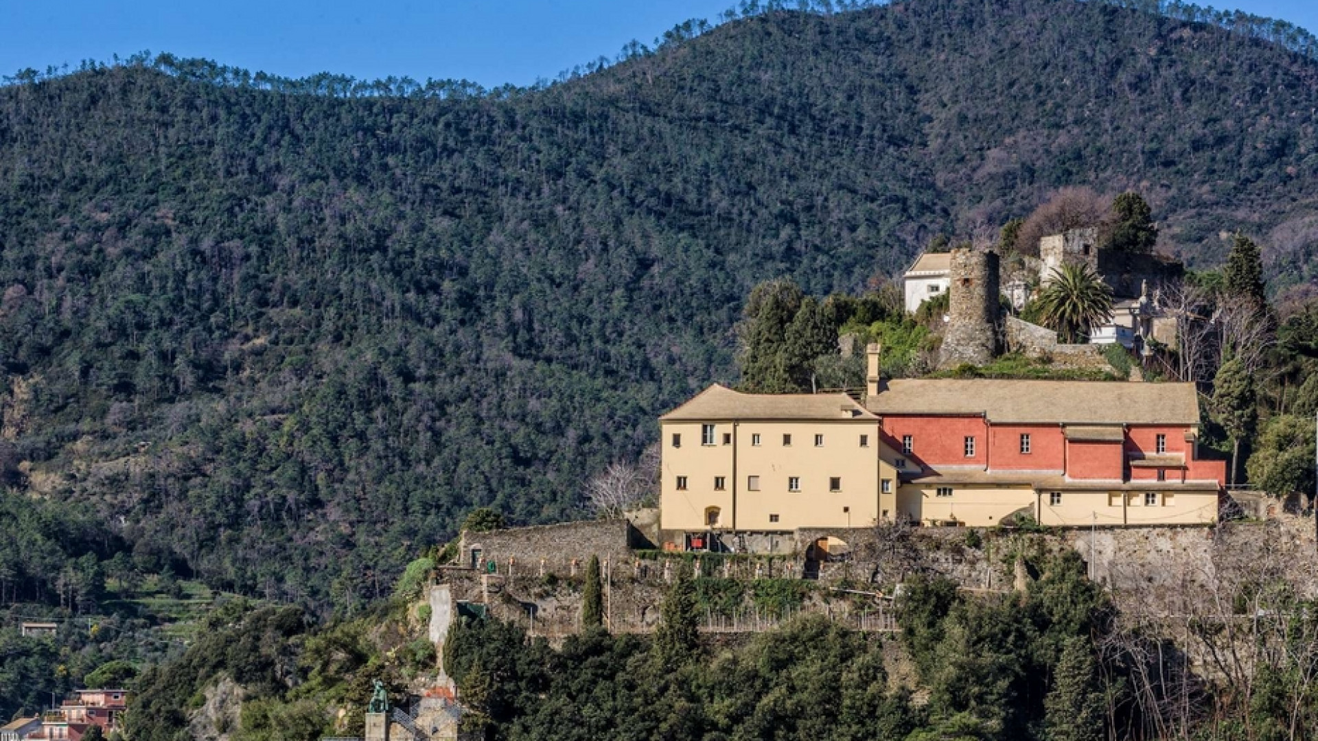 Immagine di Pellegrini nell'Italia del silenzio: una fede per il nostro tempo