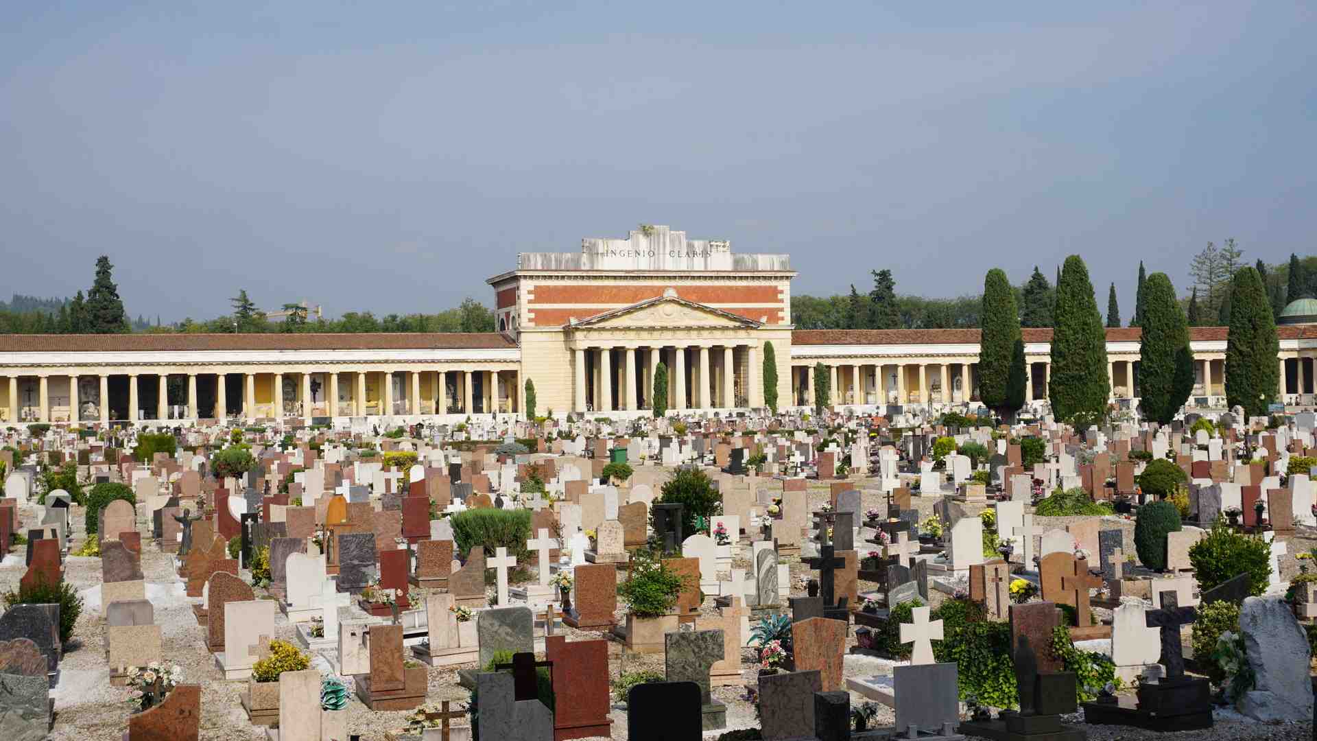 Immagine di Commemorare i defunti: il significato della celebrazione del 2 novembre