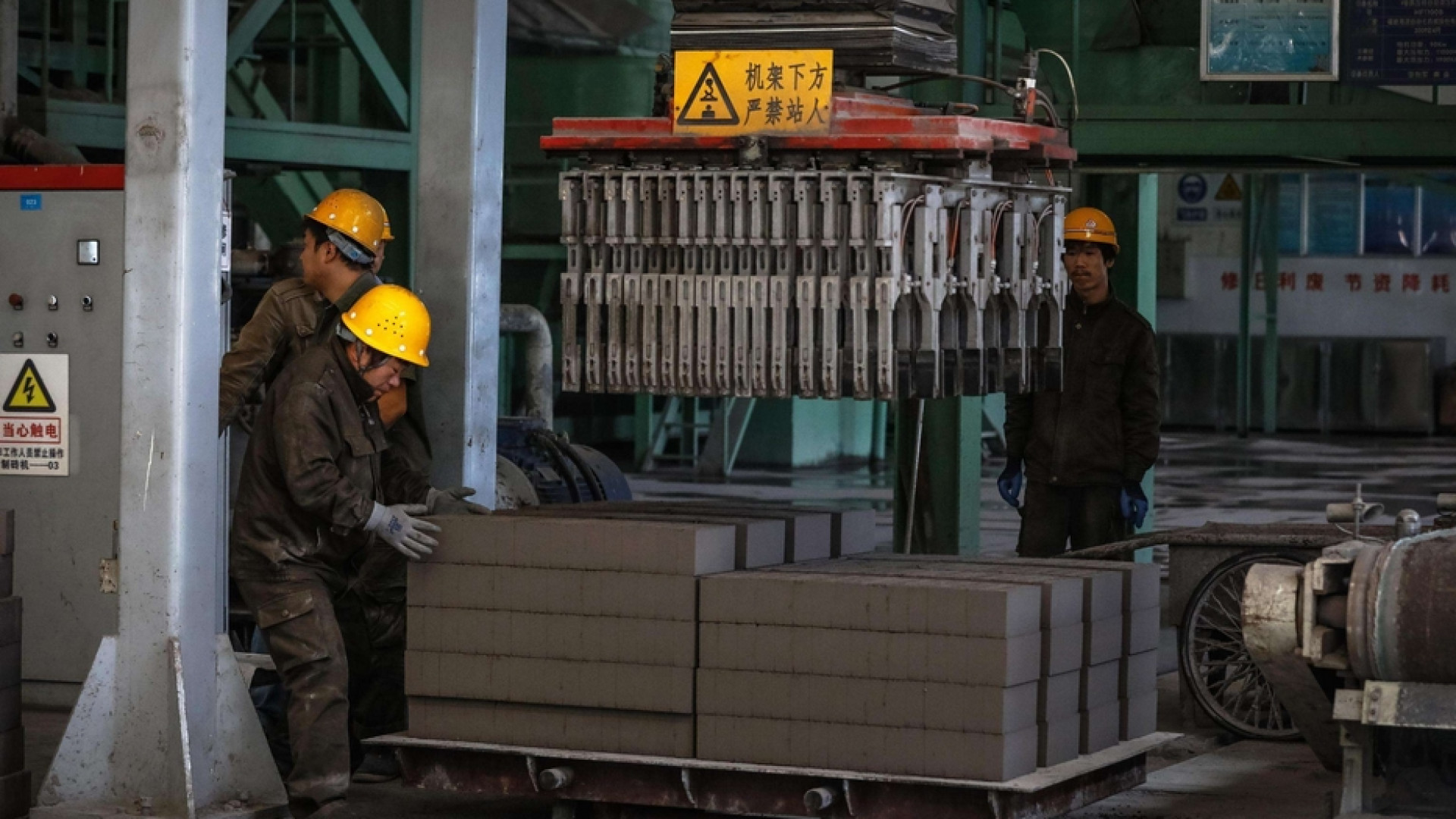 Immagine di La Cina gela il mondo: è boom di carbone