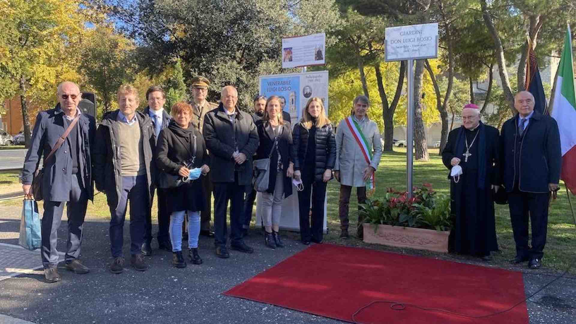 Immagine di Intitolati a don Luigi Bosio i giardini dietro la chiesa di Avesa