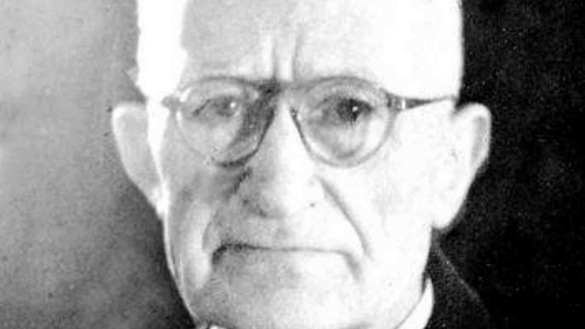 Immagine di Don Enrico Pozzoli, il salesiano che «fece cristiano» papa Francesco