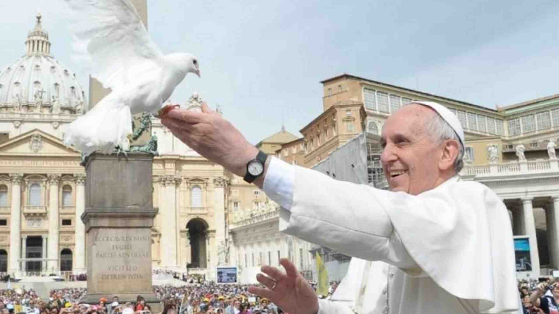 Immagine di Il tema: "Educazione, lavoro, dialogo tra le generazioni"