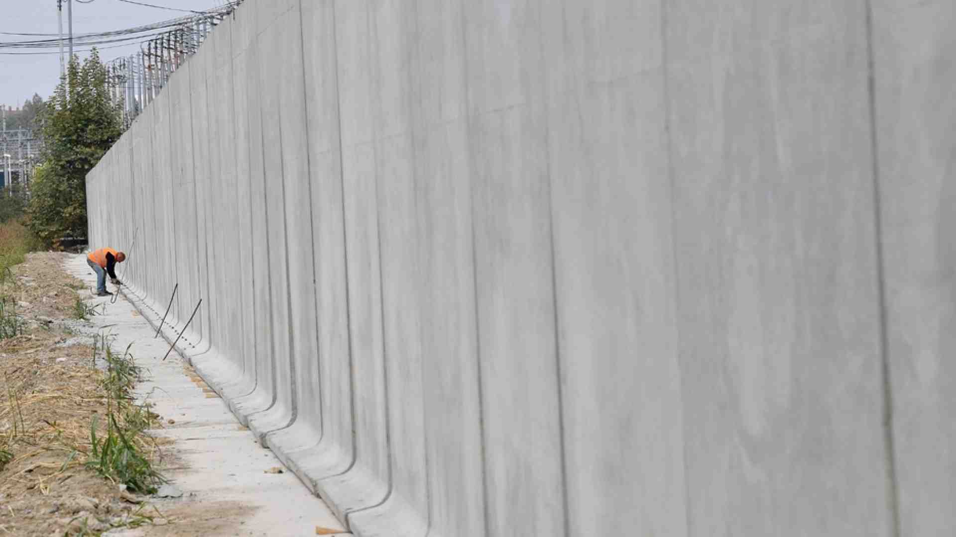 Immagine di Una cortina di ferro per i migranti