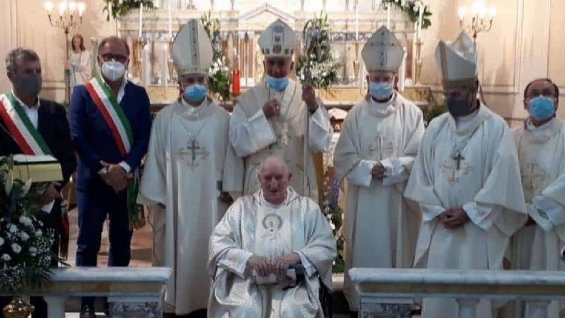 Immagine di Morto a 101 anni monsignor Francesco Guccione, il dolore della diocesi di Noto