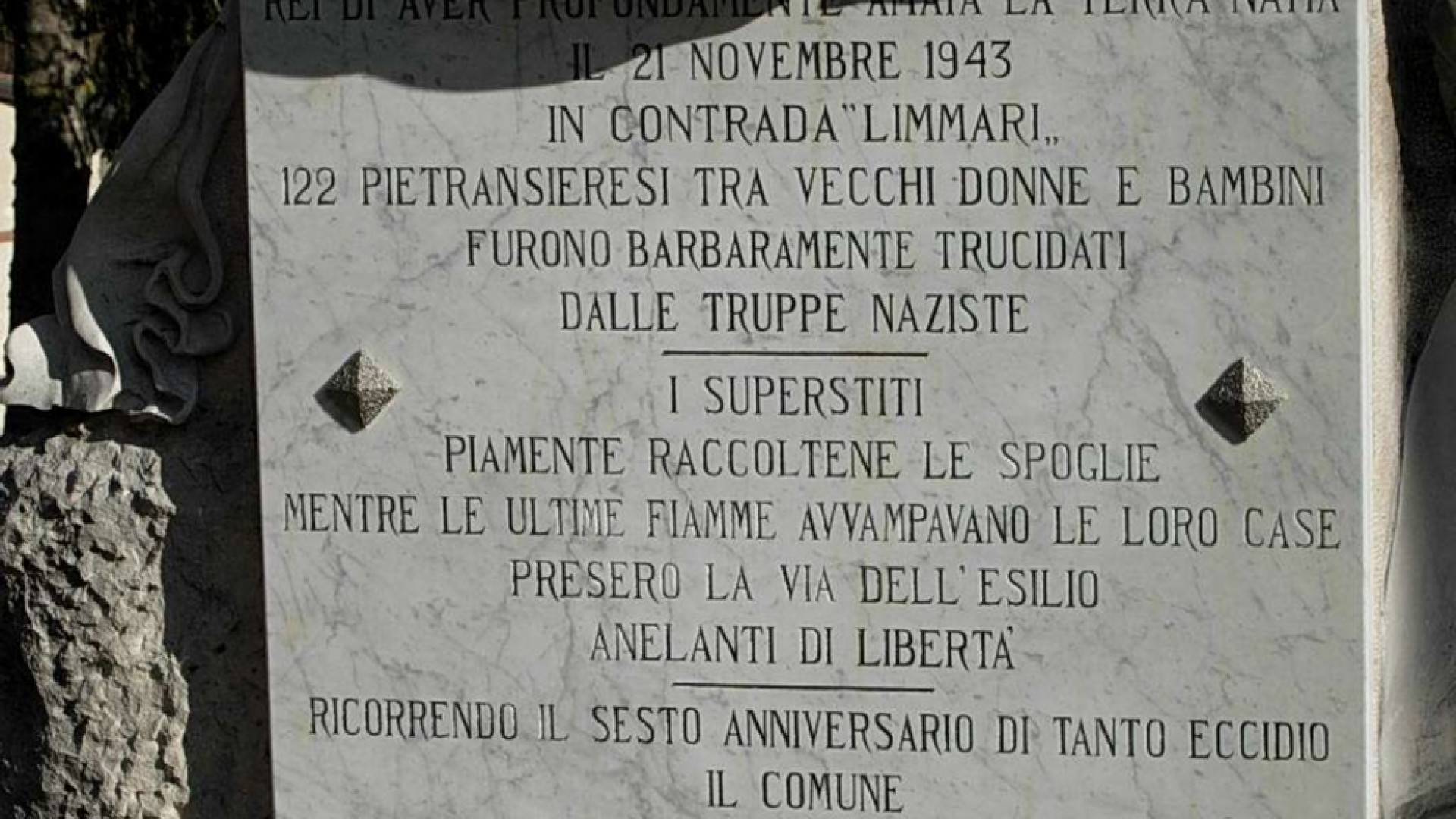 Immagine di Donne, vecchi, bambini. L'eccidio tedesco di Pietransieri
