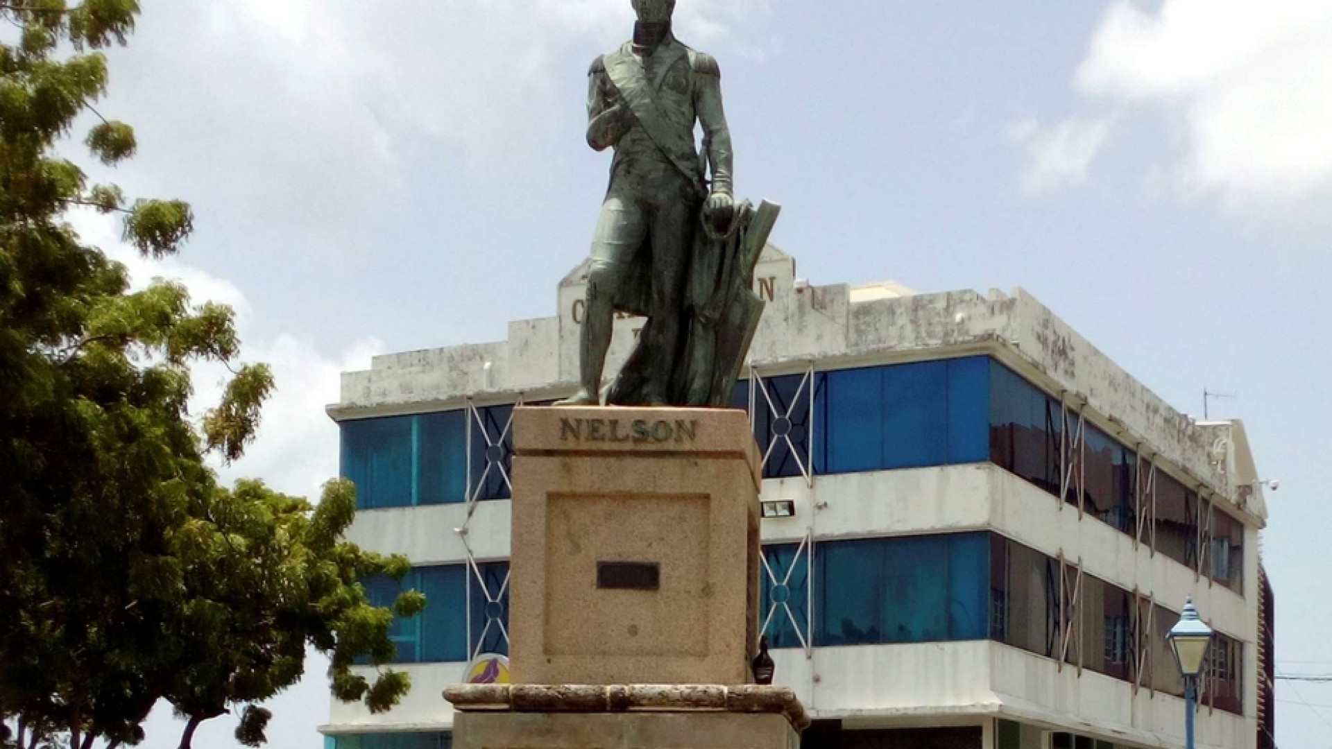 Immagine di Le Barbados dicono addio alla regina Elisabetta e puntano sulla Cina