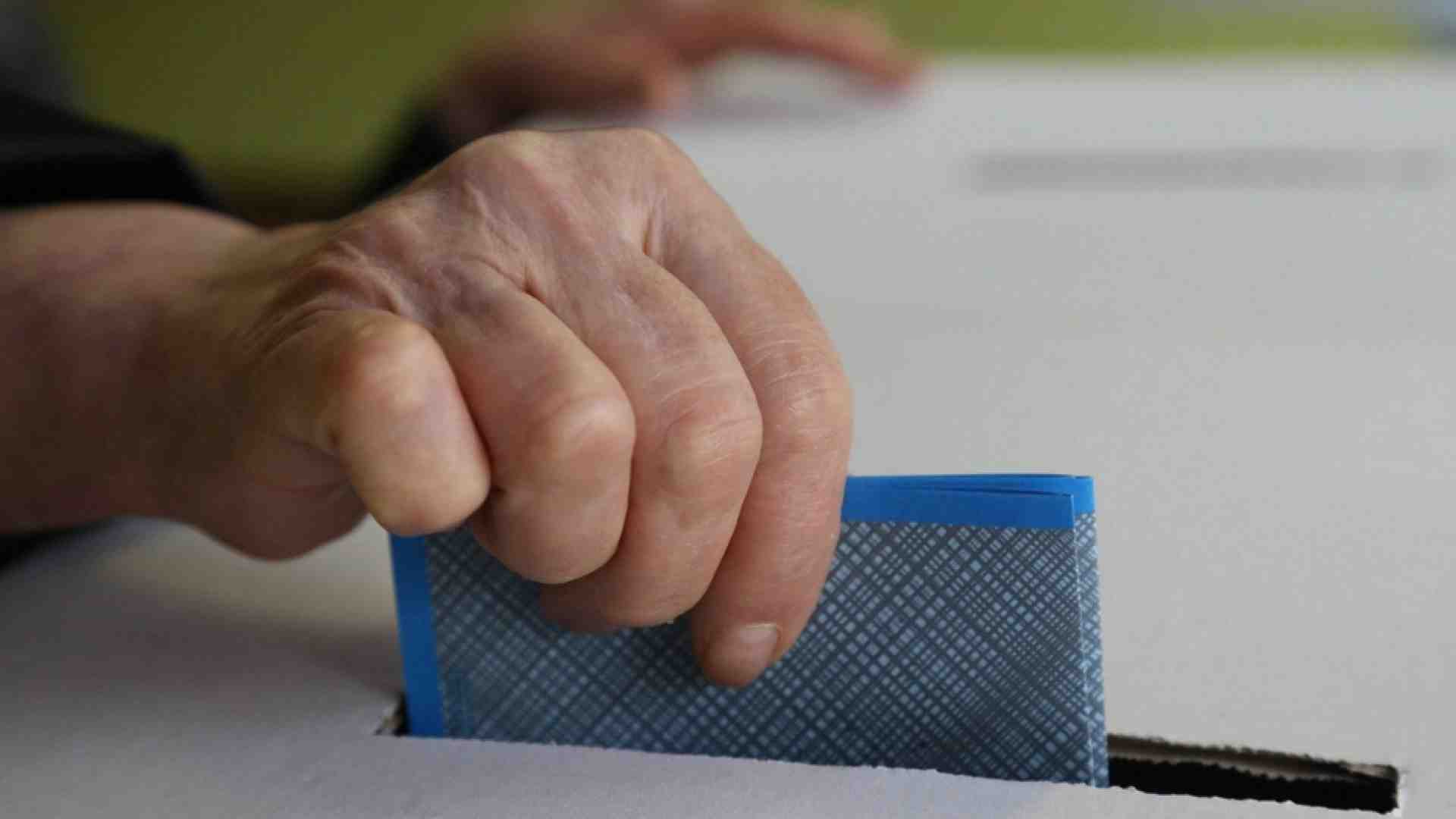 Immagine di Il voto mobile nel deserto politico delle periferie