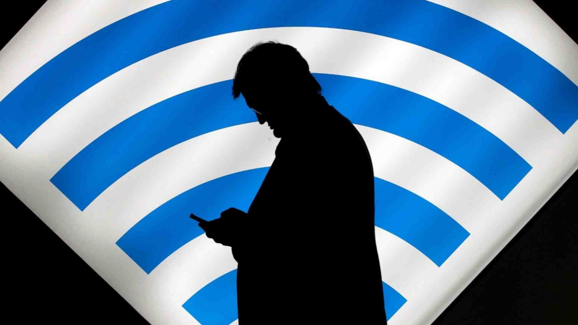 Immagine di L'app cambia (solo) nome. «Ecco perché va subito cancellata»