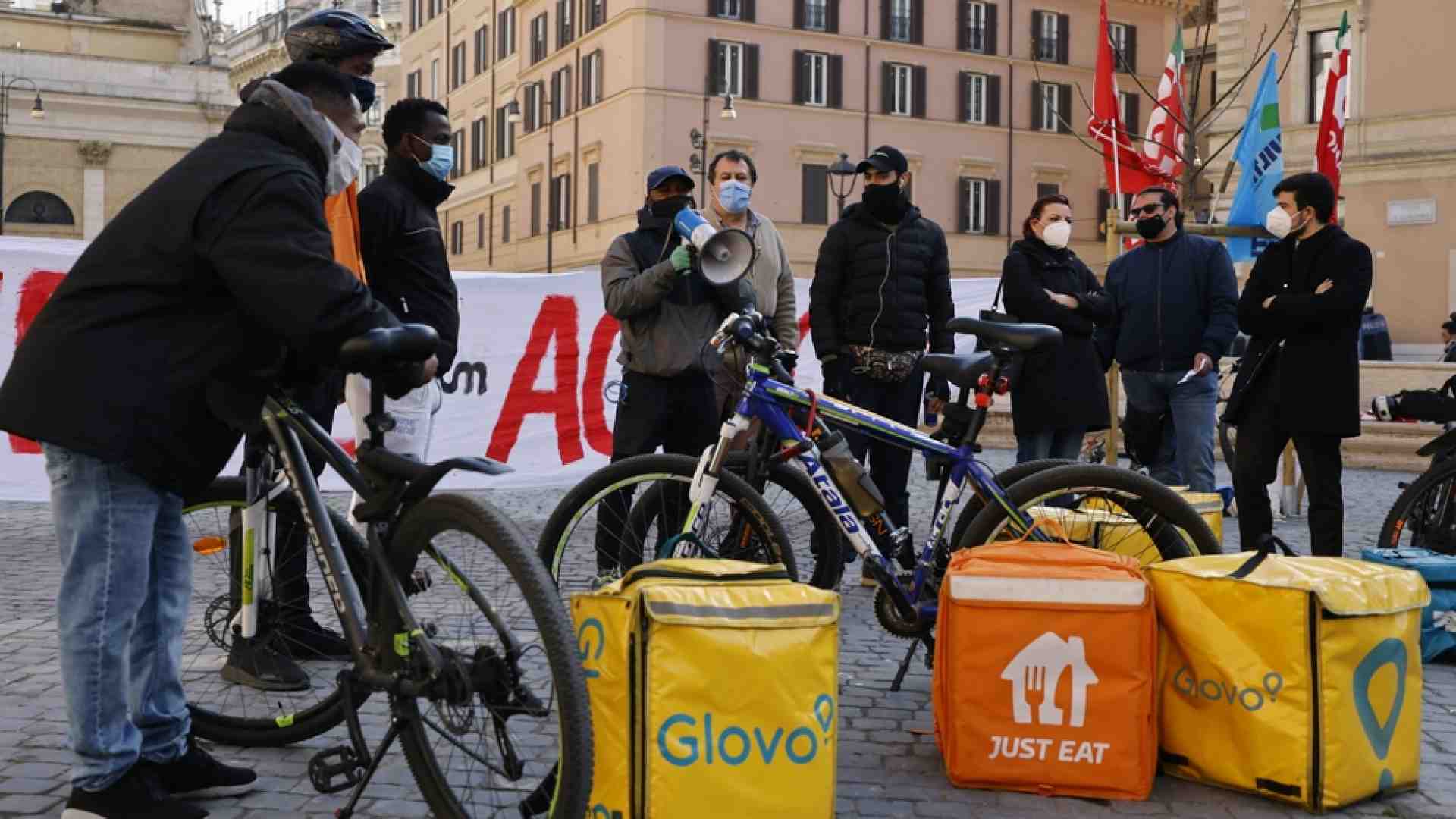 Immagine di Rider (e non solo): i 5 criteri della Ue per stabilire se sono dipendenti