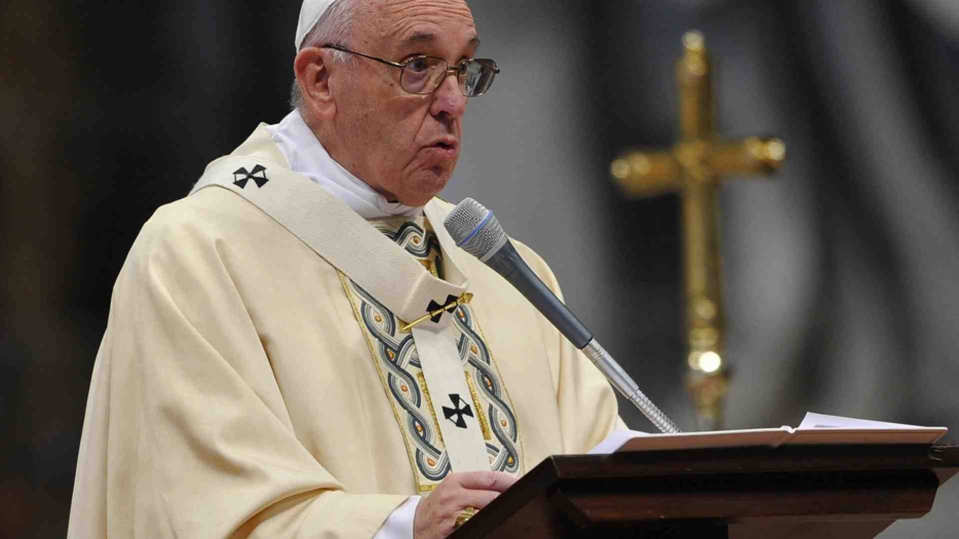 Immagine di Con il Papa dentro il Vangelo: un cammino dall'Alto all'altro