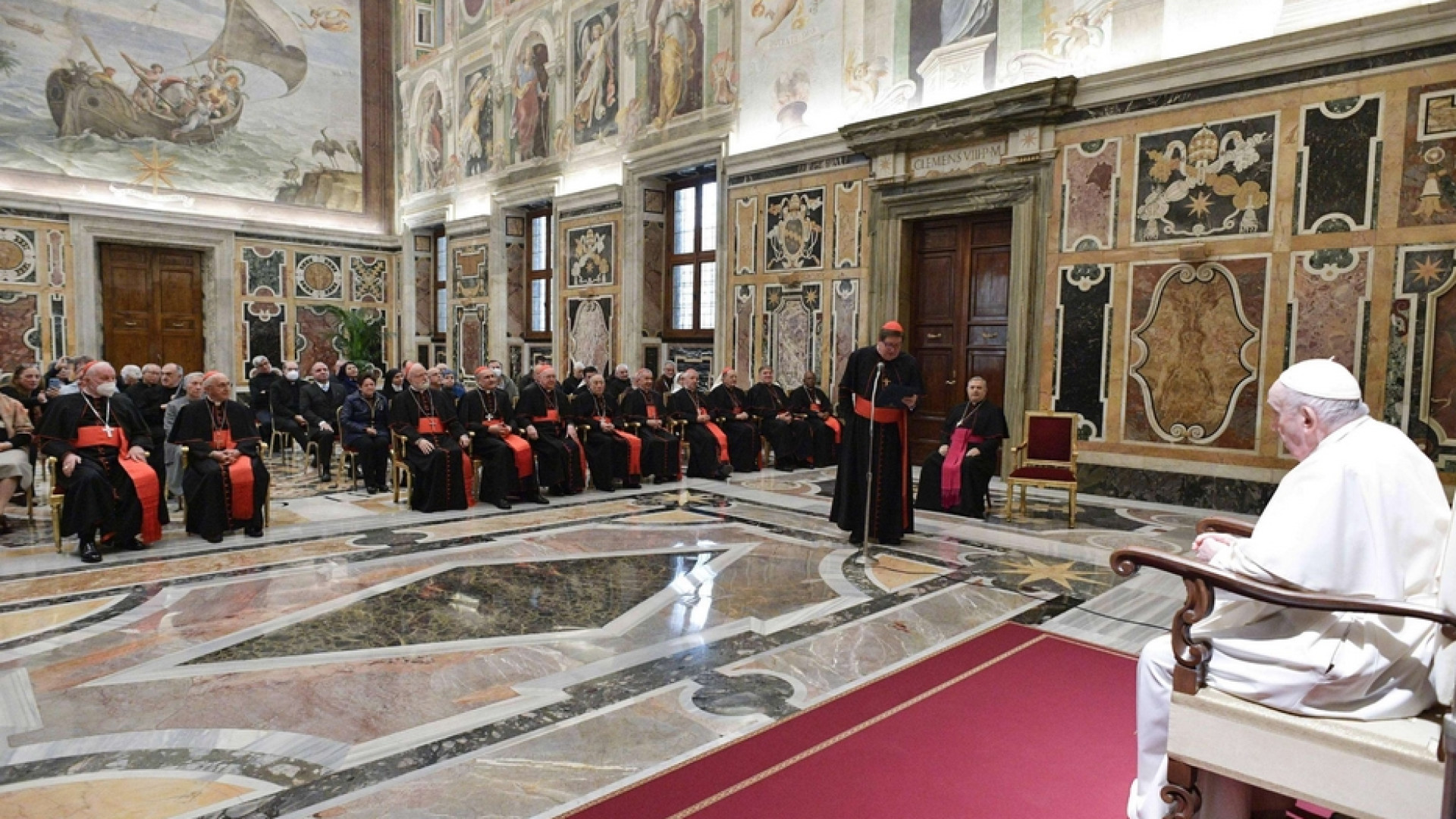 Immagine di Discernimento e accompagnamento: l'incoraggiamento di Francesco ai consacrati