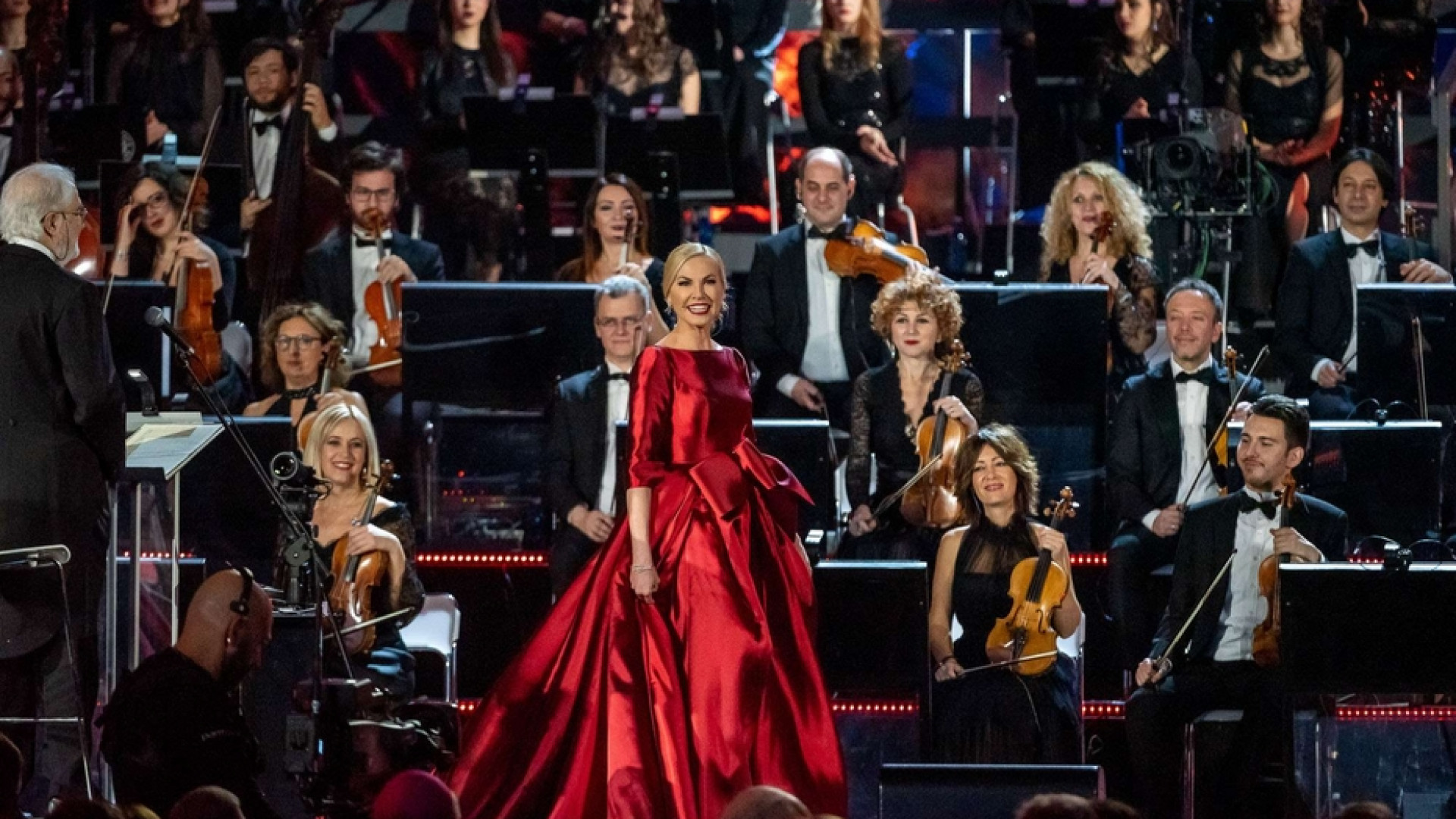 Immagine di Canale 5, concerto di Natale per il Libano e Haiti