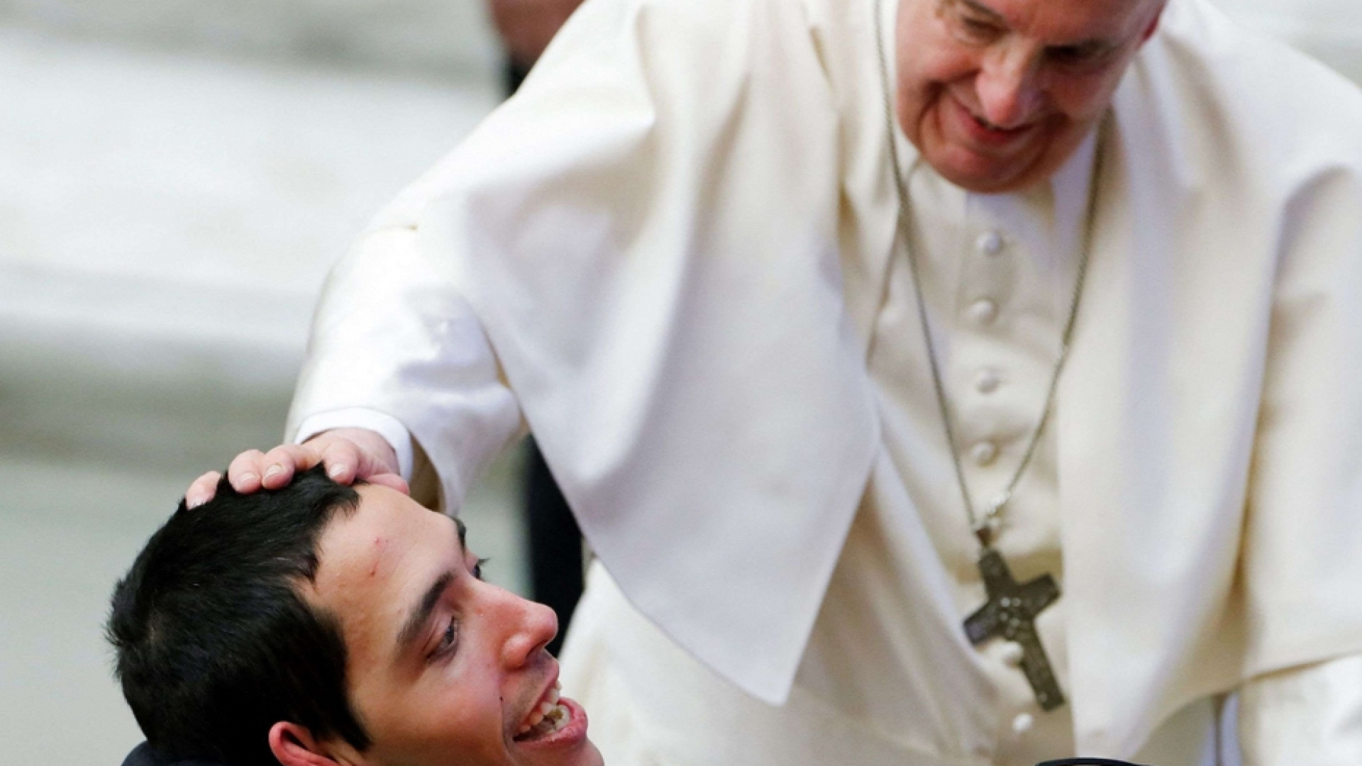 Immagine di 150 anni del Serafico di Assisi. Il Papa: disabili al centro della nostra cura
