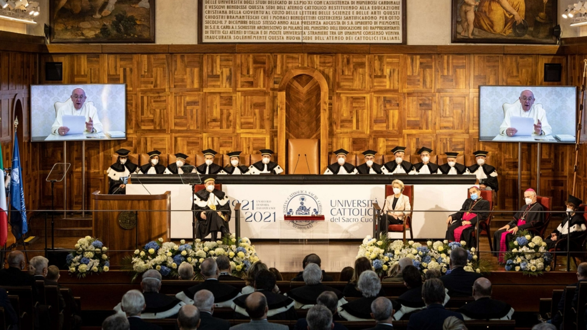 Immagine di Il Papa: l'Università Cattolica comunità di studi con solide radici