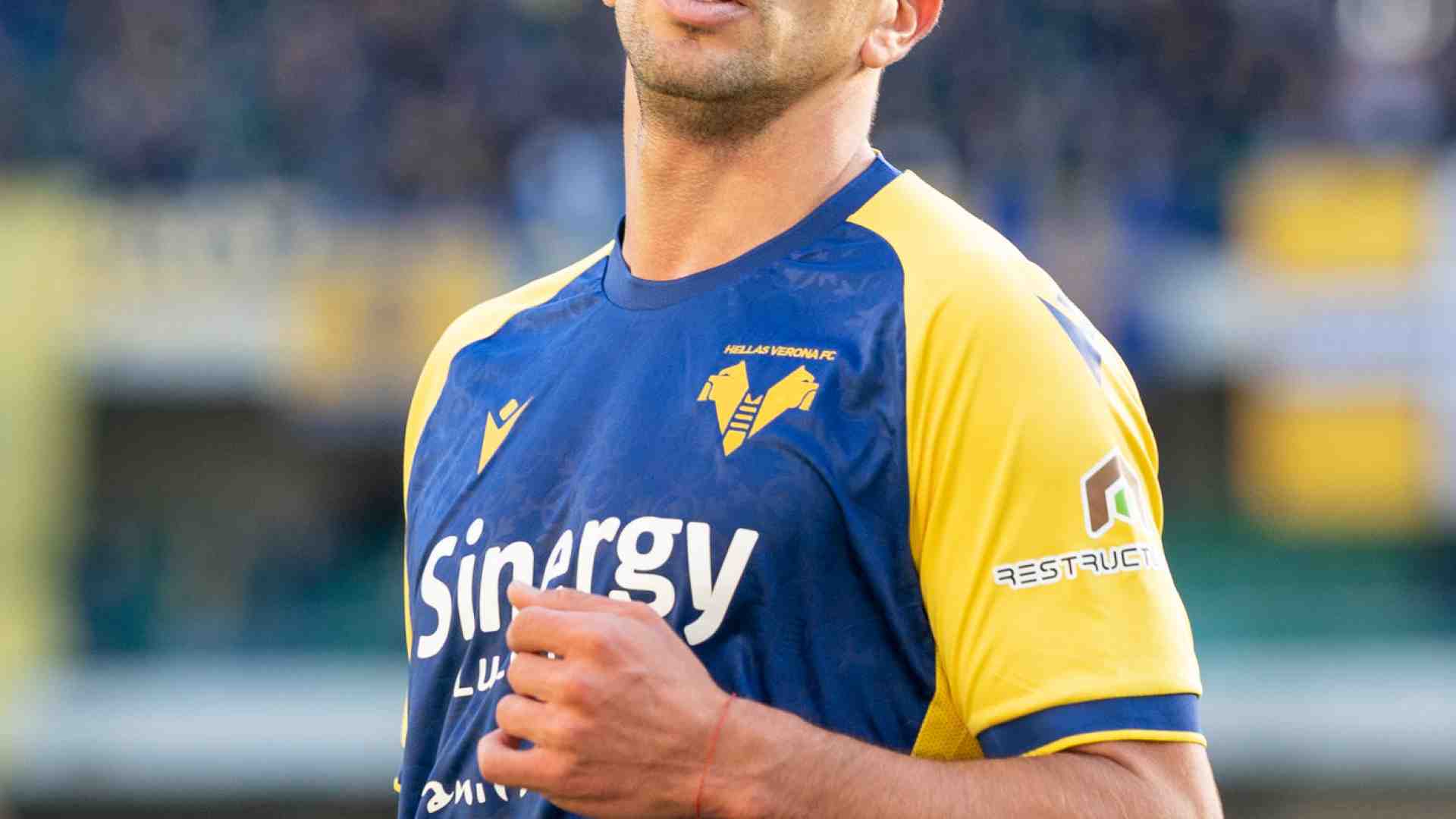 Immagine di L'Hellas lotta in 10, ma vince il Toro 1-0