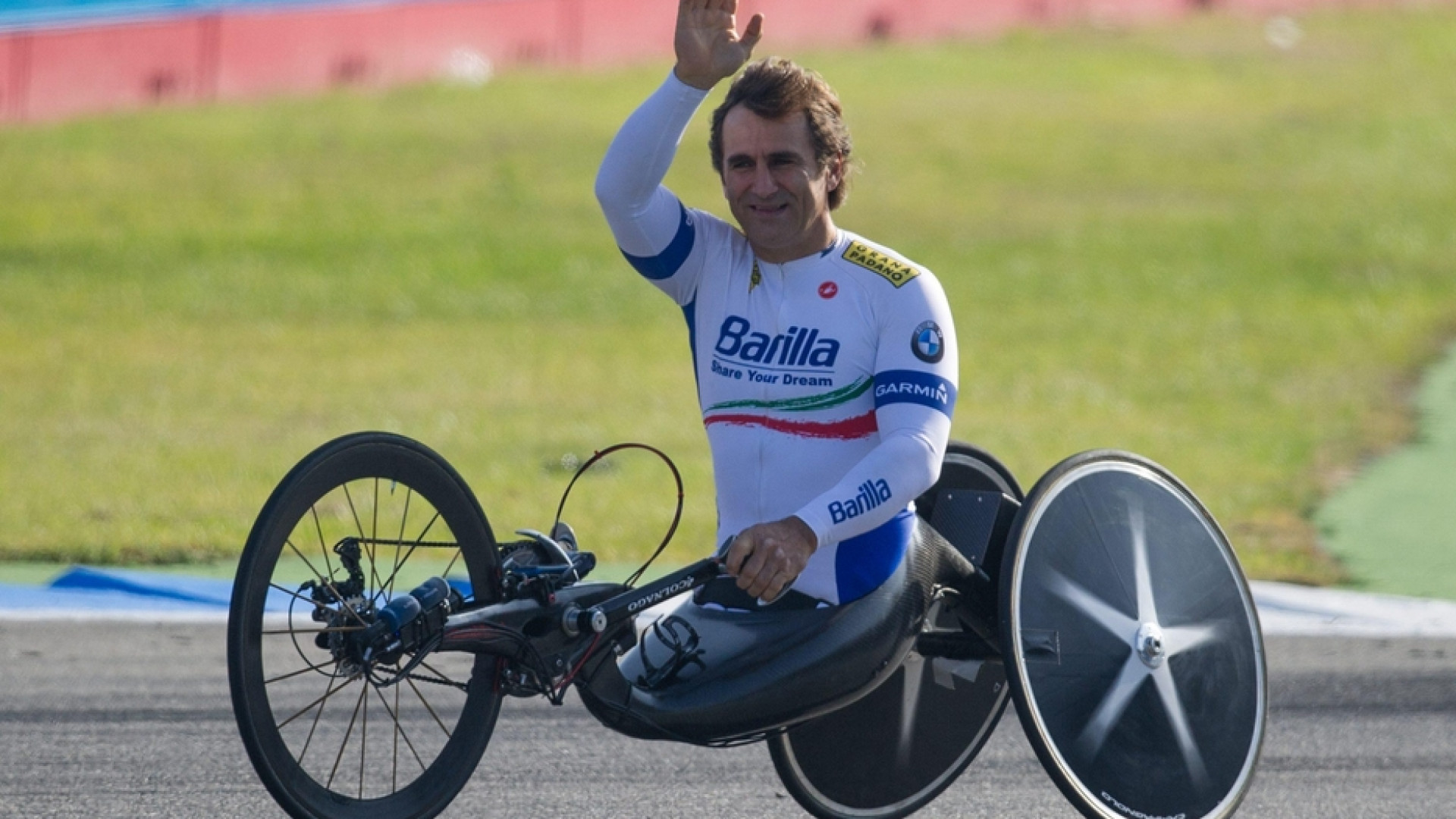 Immagine di Alex Zanardi è finalmente tornato a casa