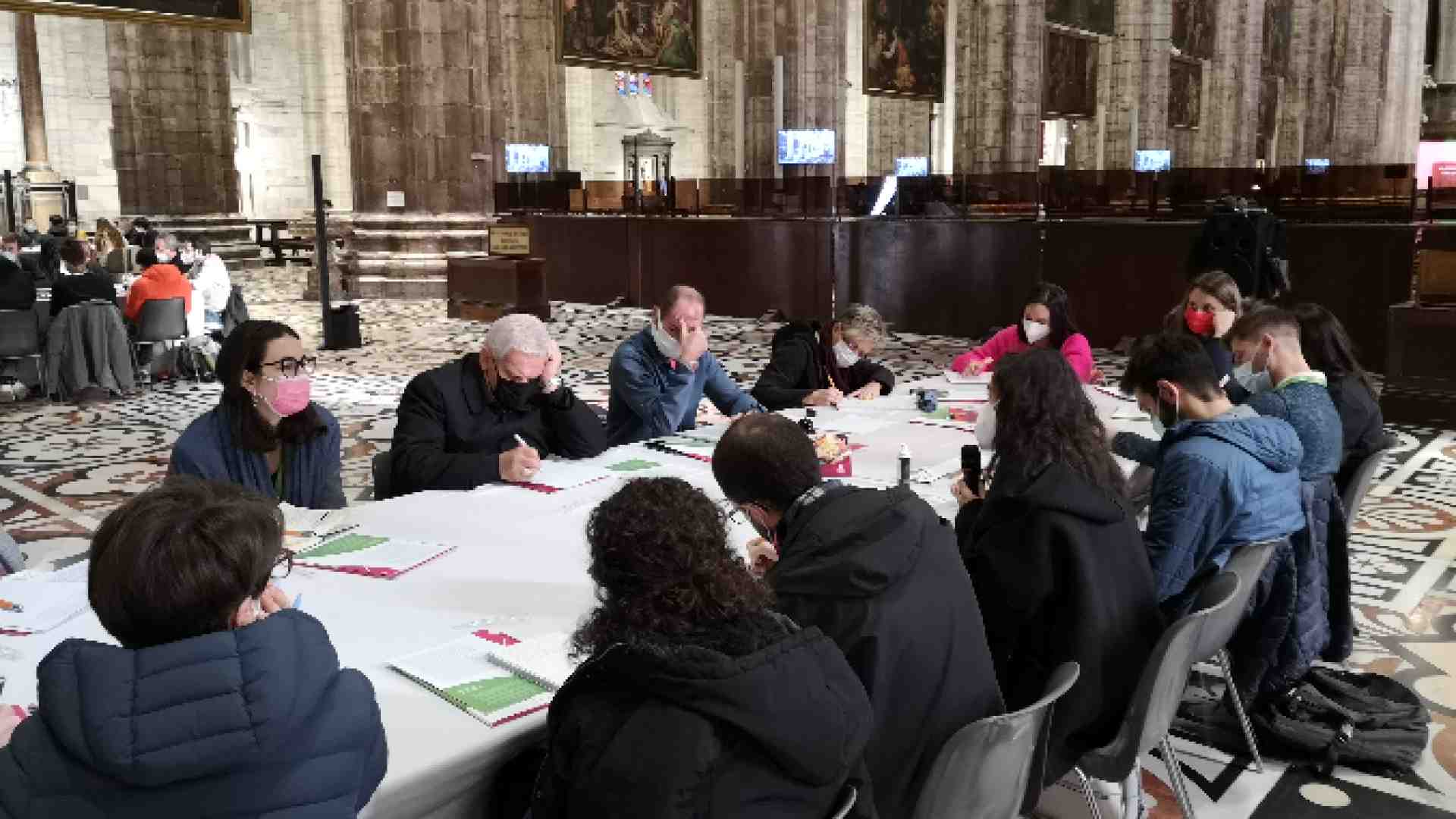Immagine di I ragazzi lombardi: "C'è grande bisogno di una scuola dell'amore"