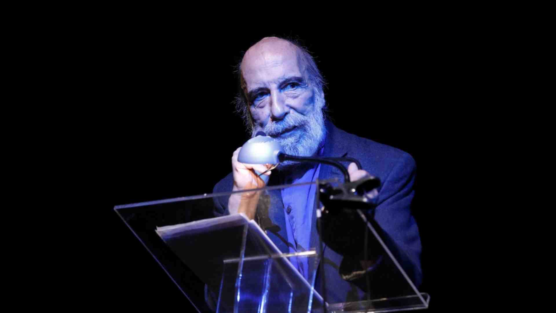 Immagine di Zurita: «Nella poesia c'è il grido degli oppressi»