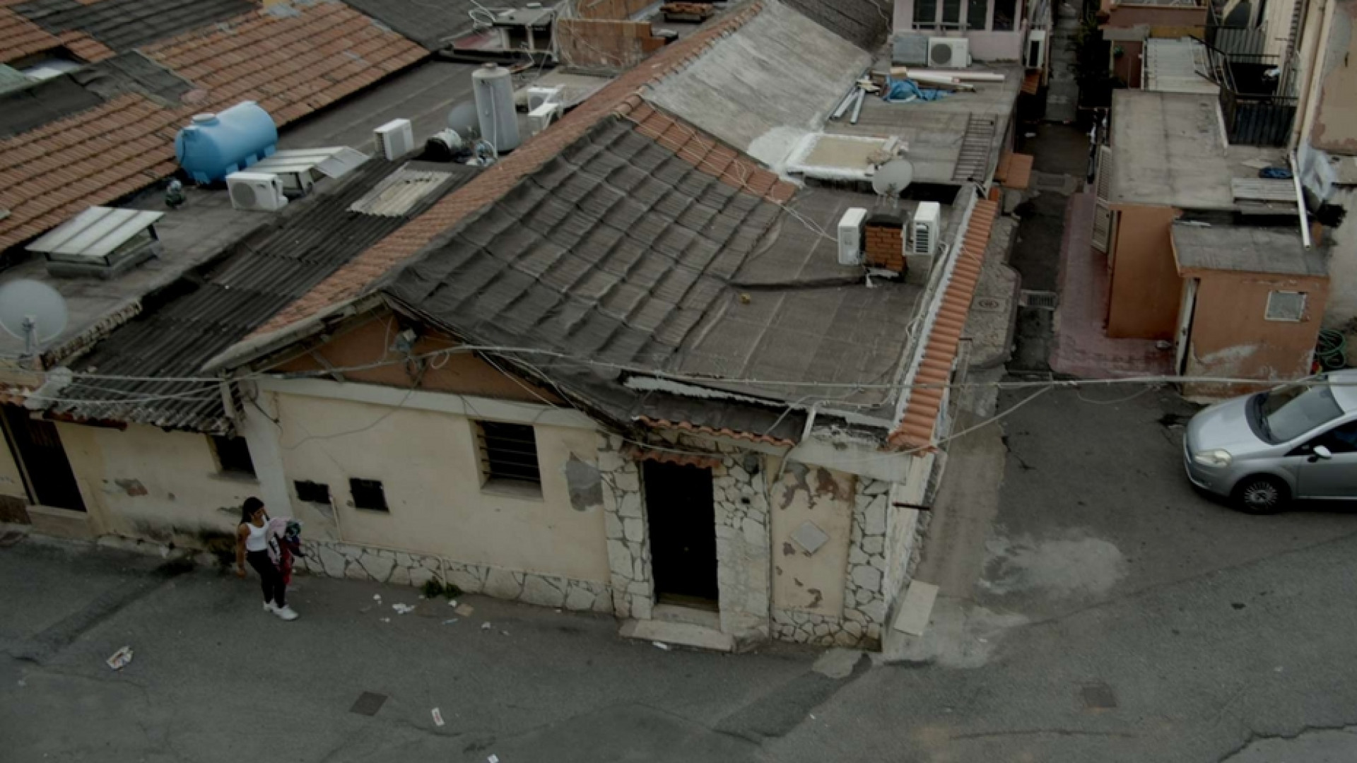 Immagine di Demolite le baraccopoli di Messina, il riscatto passa dalle donne