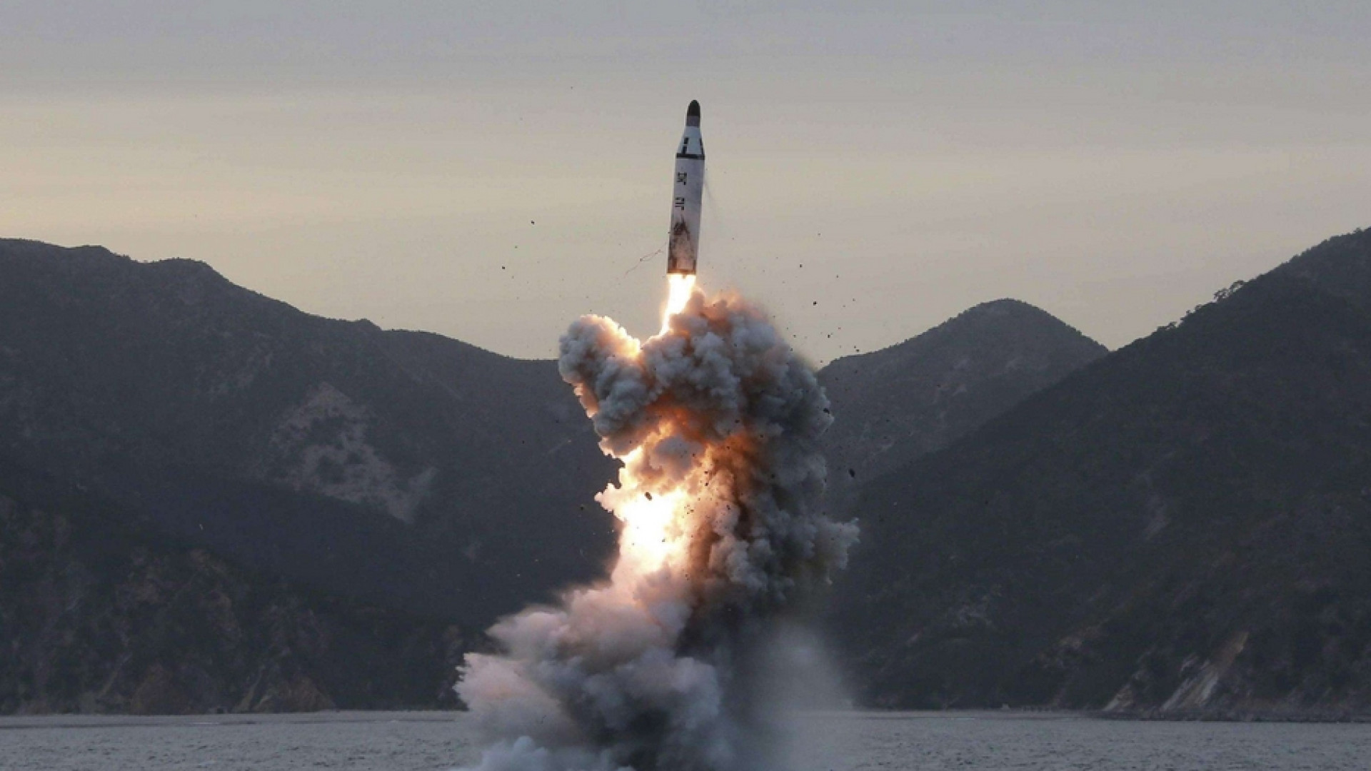 Immagine di Le 5 potenze atomiche ammettono: «Non si vince una guerra nucleare»