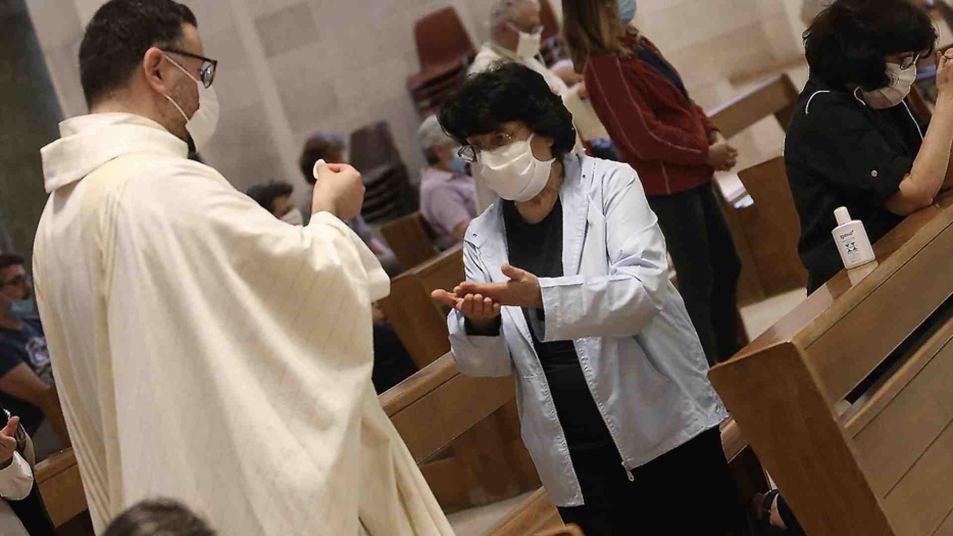 Immagine di «Per partecipare alle Messe valgono le norme in vigore»