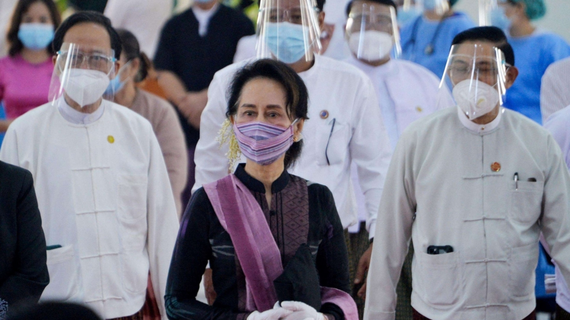 Immagine di Dai vescovi birmani appello alla pace. Altre accuse per Suu Kyi