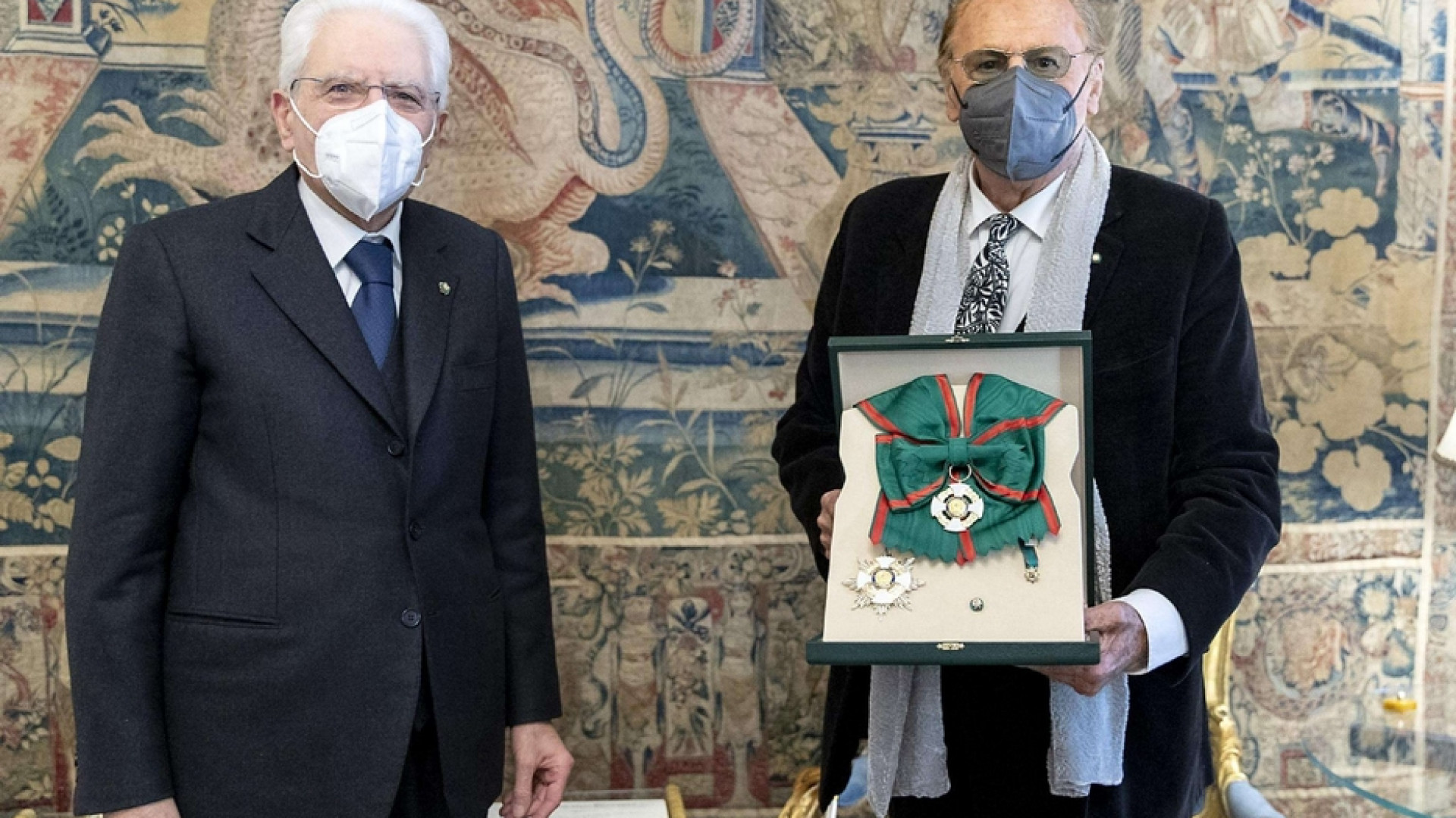 Immagine di Arbore nominato da Mattarella Cavaliere di Gran Croce