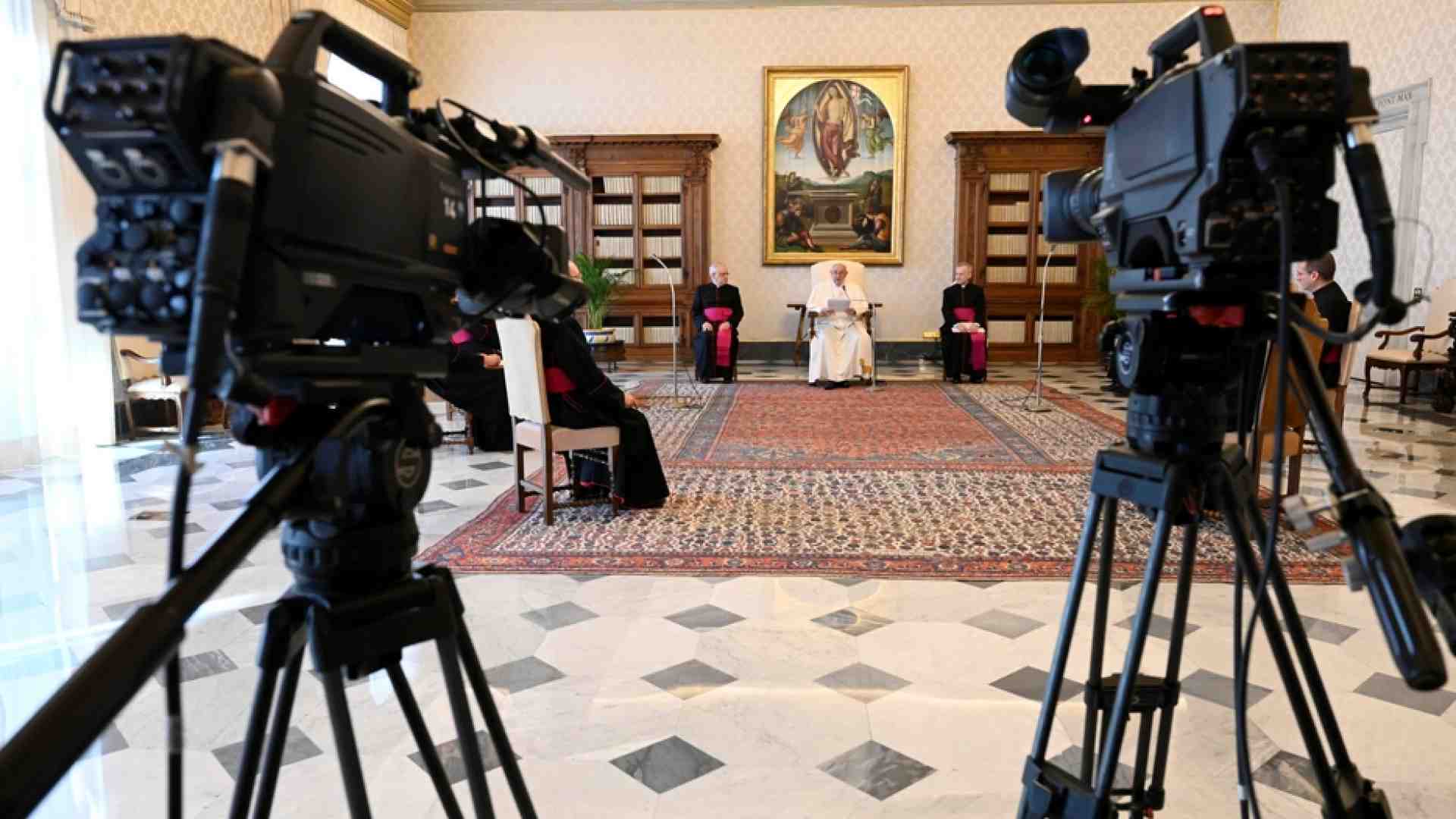 Immagine di Il Papa: il più grande bisogno è essere ascoltati