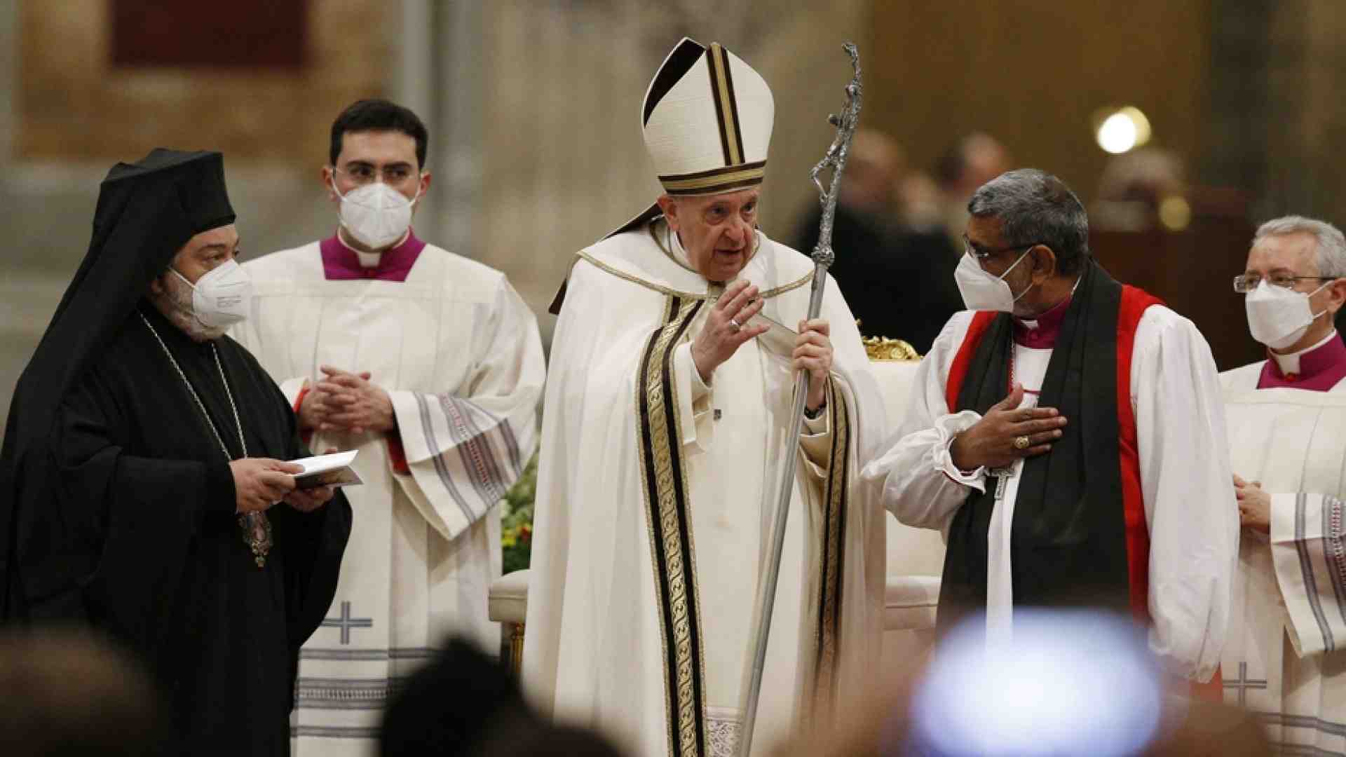 Immagine di Papa Francesco ai cristiani: avanti insieme senza paura della novità