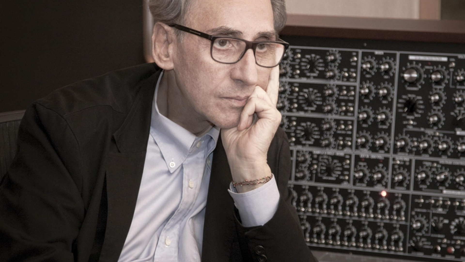Immagine di Battiato, 50 anni fa “Fetus” il suo primo album