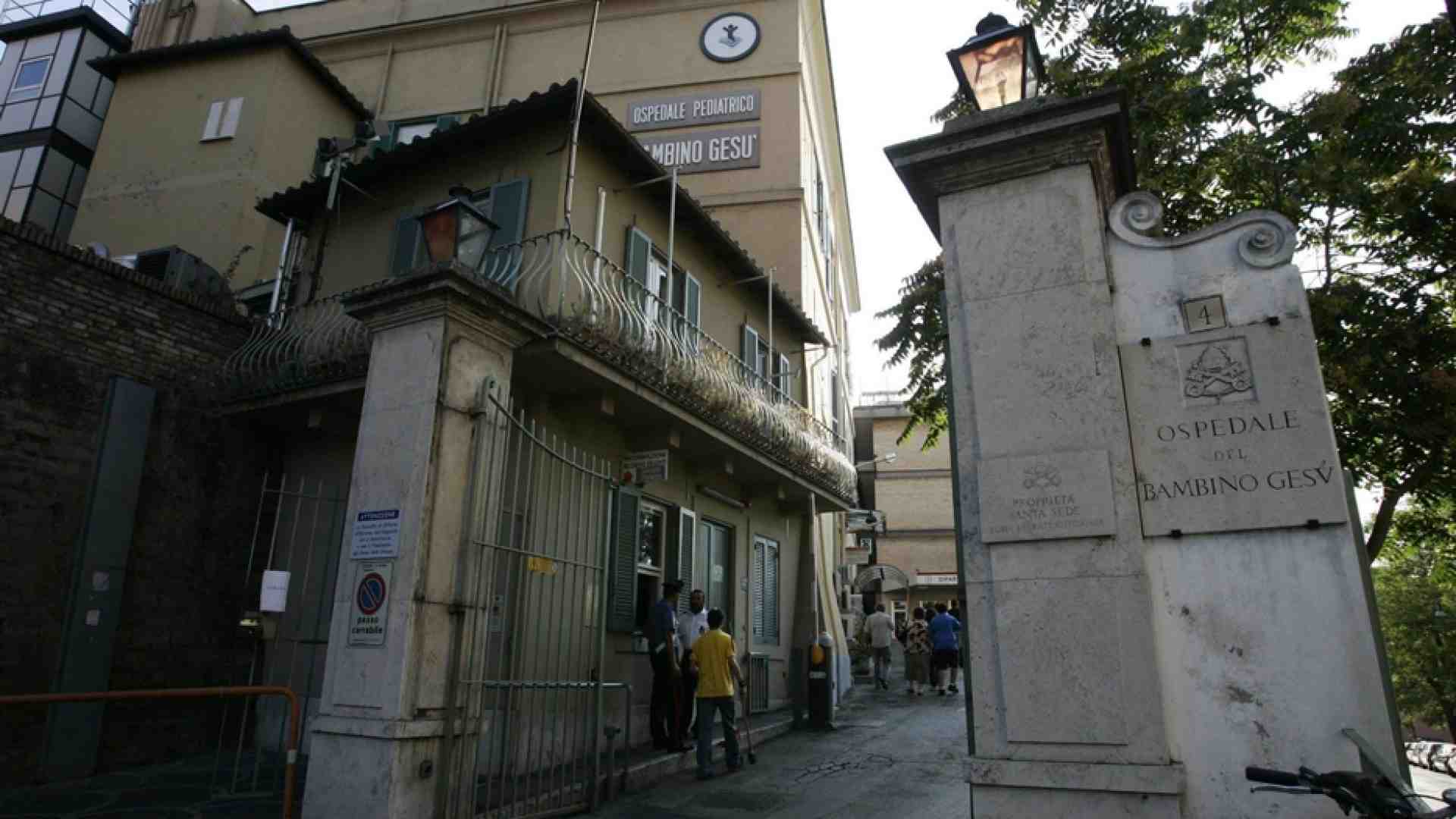 Immagine di Da Crotone al Bambino Gesù, morta bambina di due anni positiva al Covid