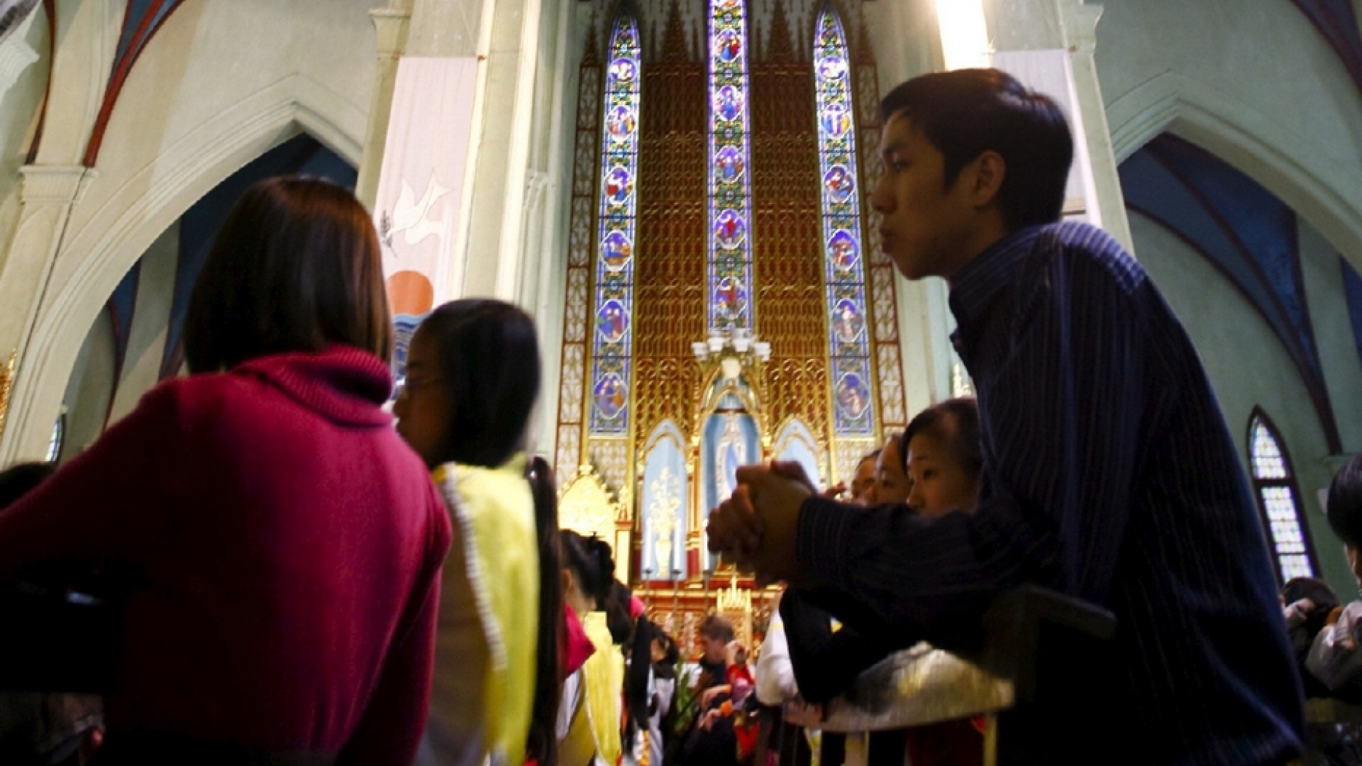 Immagine di Vietnam, padre domenicano ucciso mentre confessa