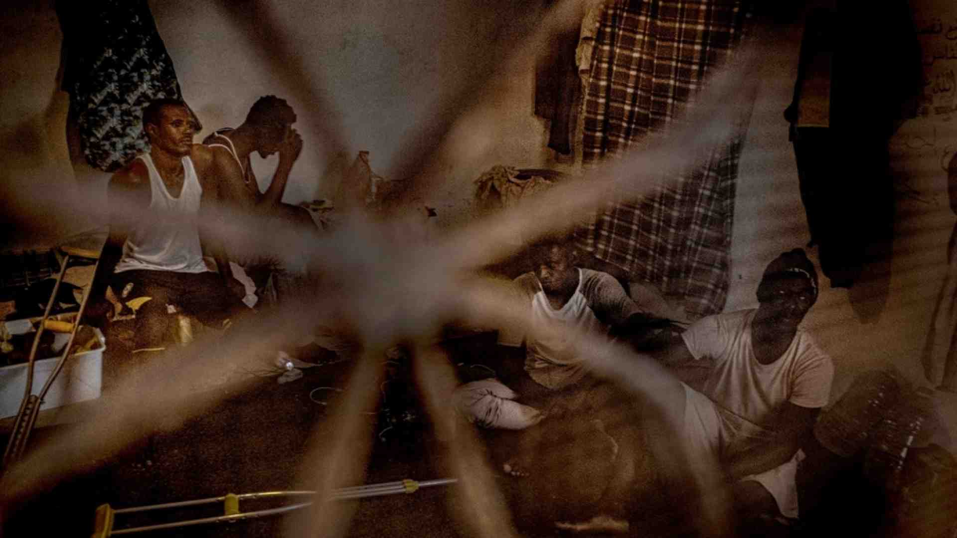 Immagine di Orrore nei campi di prigionia. A cinque anni dal memorandum: stupri e torture