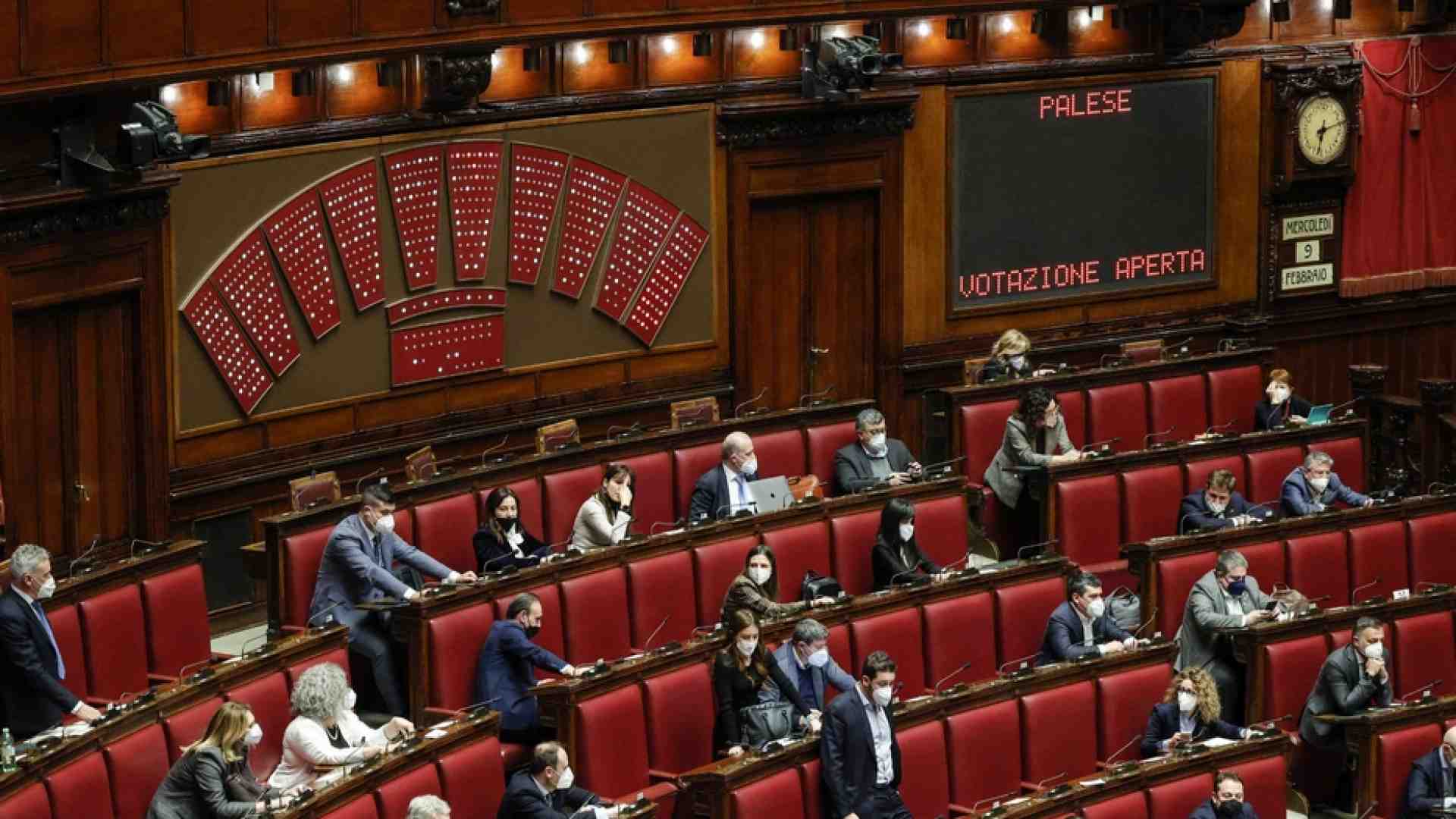 Immagine di Fine vita in aula, un altro rinvio