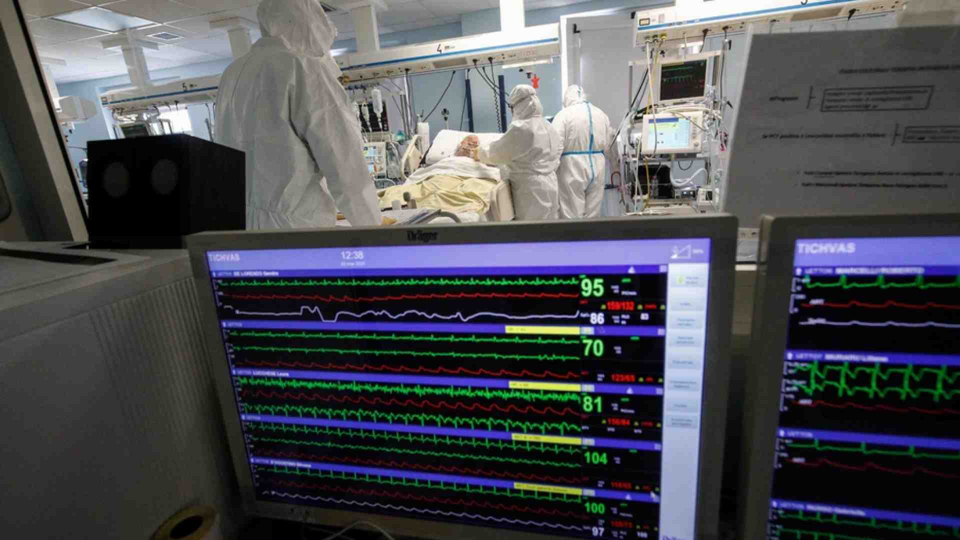 Immagine di 5,3 milioni di italiani non vaccinati. 269 morti in 24 ore